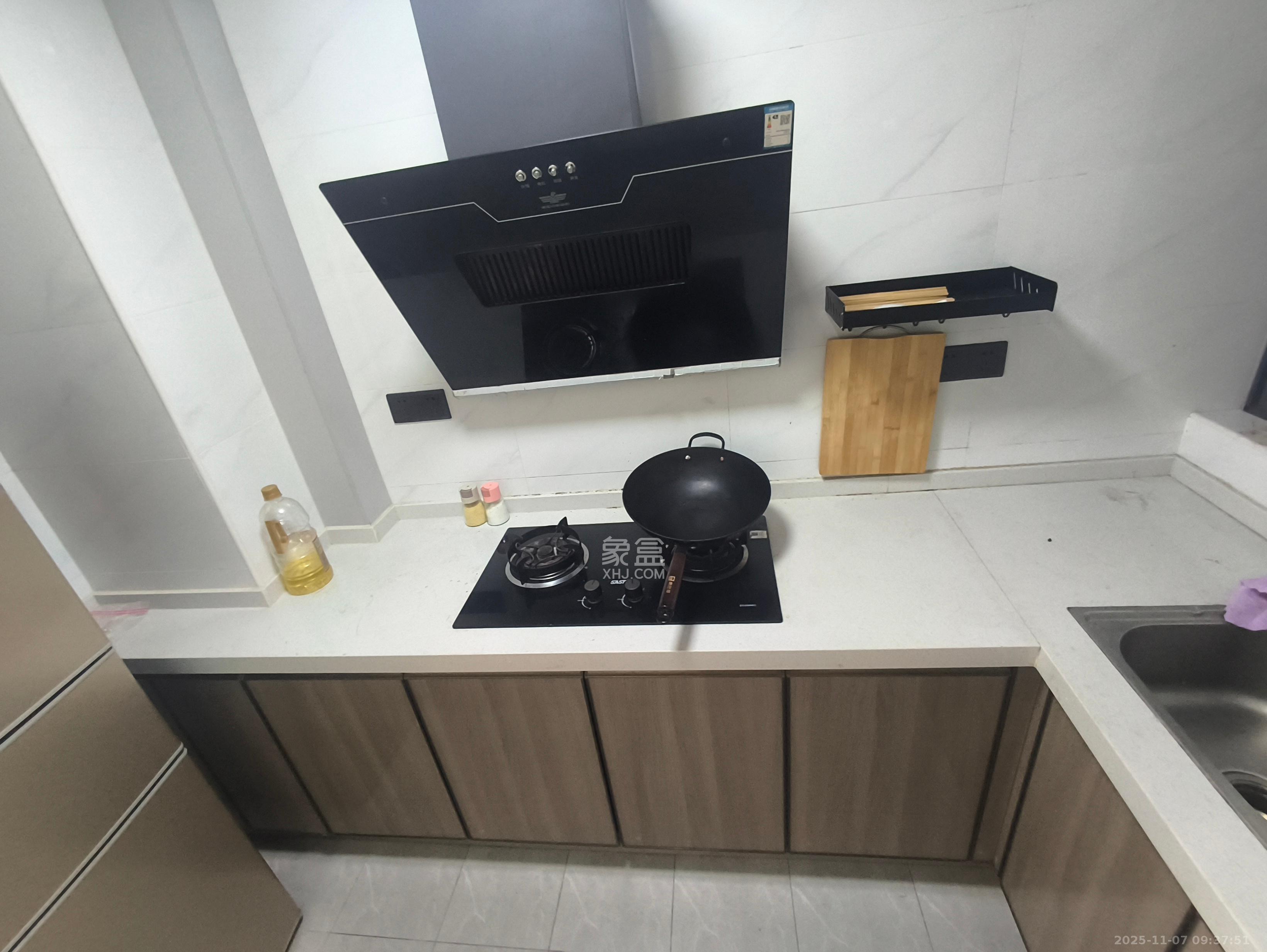 澳海澜庭 3室2厅1卫 1800.0元/月 澳海澜庭 3室2厅1卫 1800.0元/月室内图