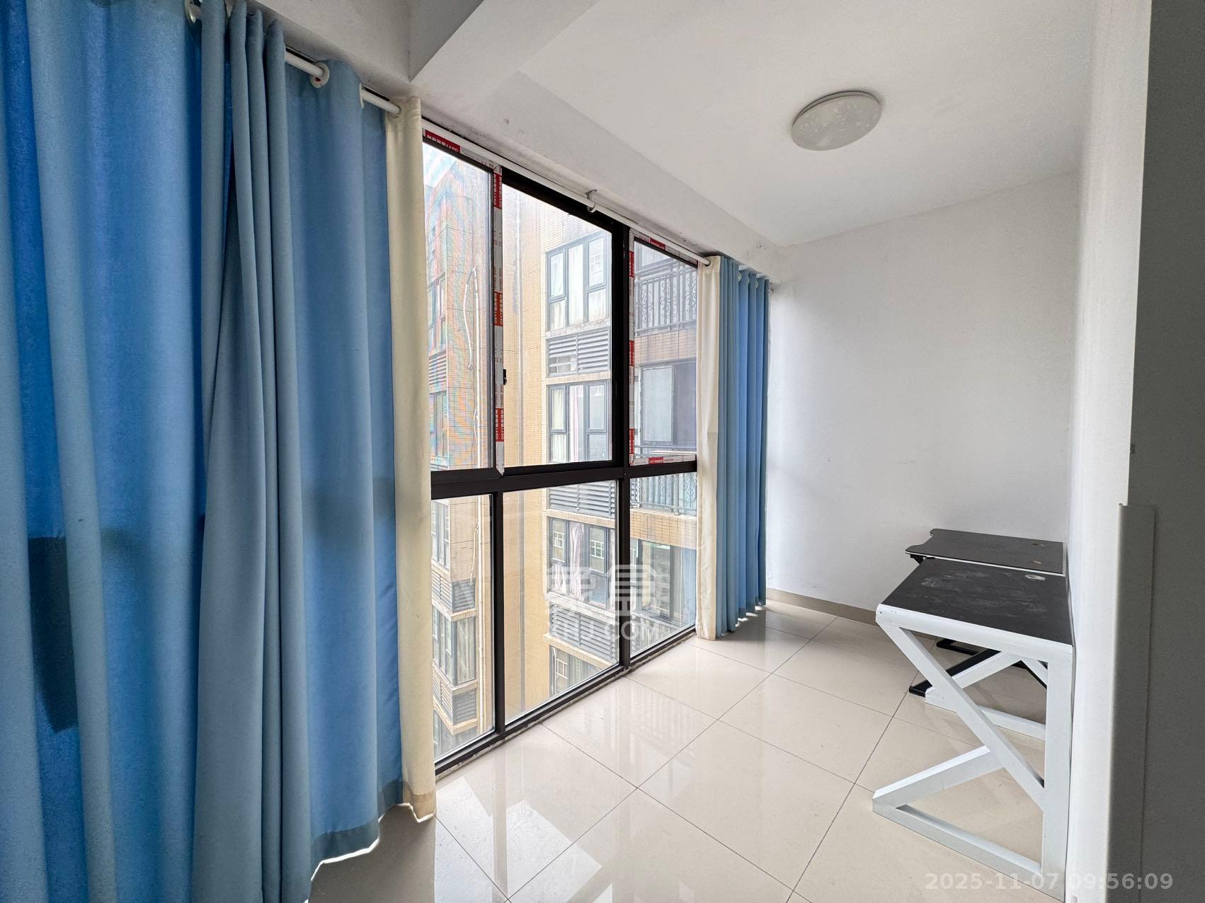 金鼎公园尚  2室2厅1卫    2000.0元/月室内图