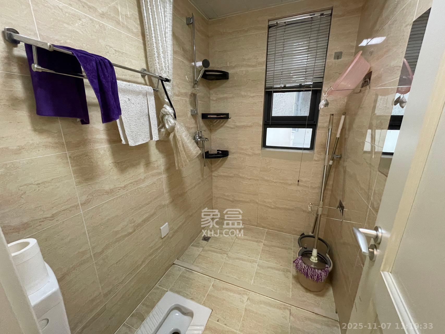 万科魅力之城观澜里 3室2厅2卫 2900.0元/月 万科魅力之城观澜里 3室2厅2卫 2900.0元/月室内图