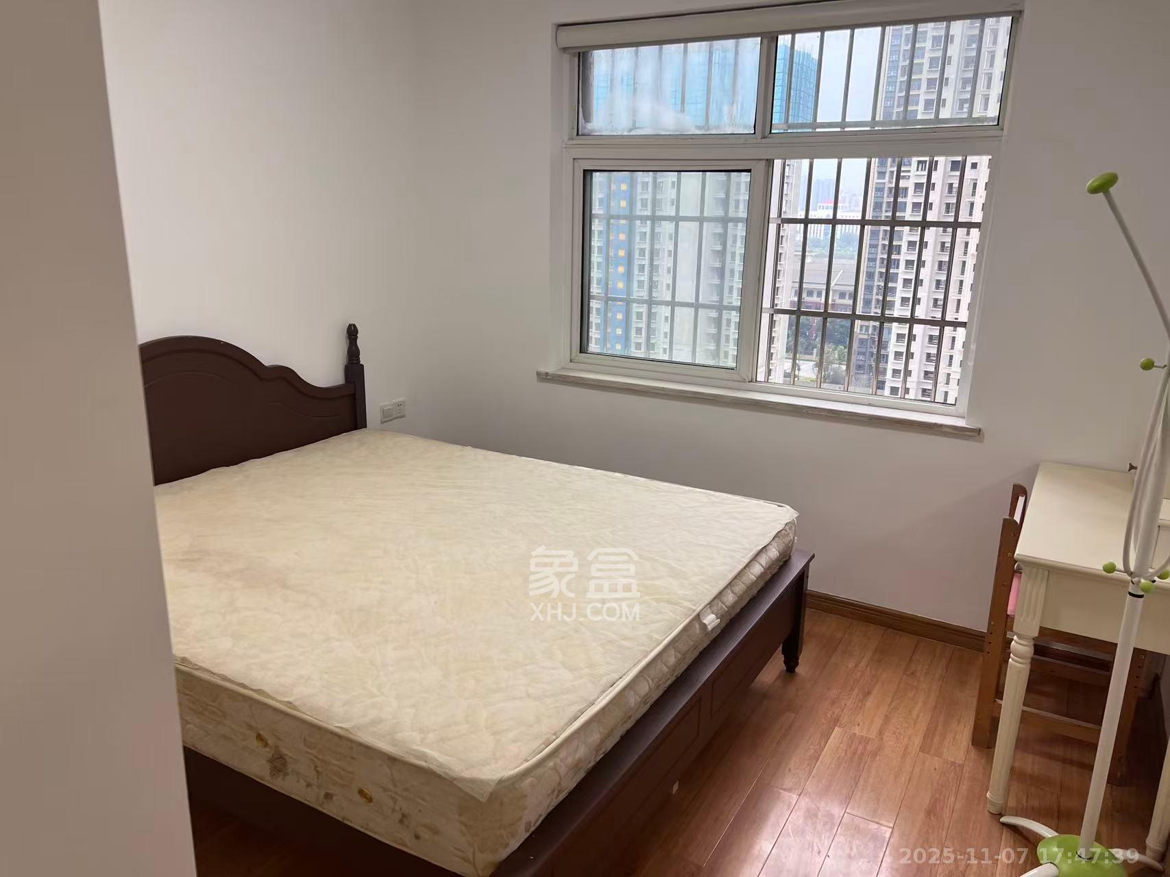 江临天下 2室2厅1卫 1980.0元/月 江临天下 2室2厅1卫 1980.0元/月室内图