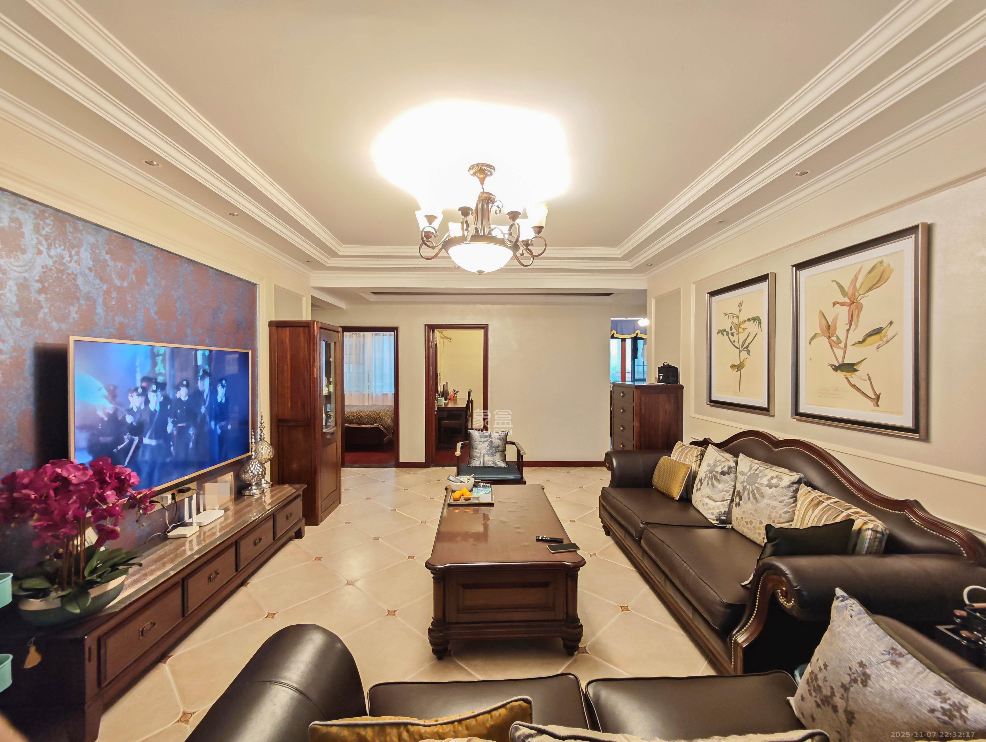 富春山  4室1厅2卫    108.0万客厅