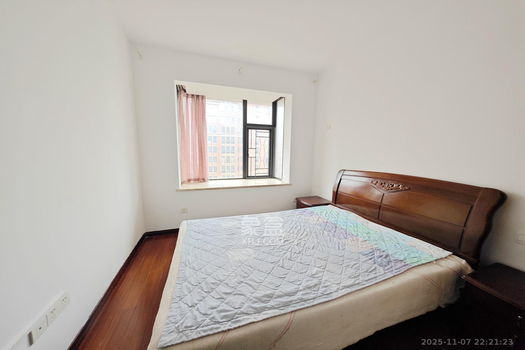 和卉家园 4室2厅2卫 4200.0元/月 和卉家园 4室2厅2卫 4200.0元/月室内图