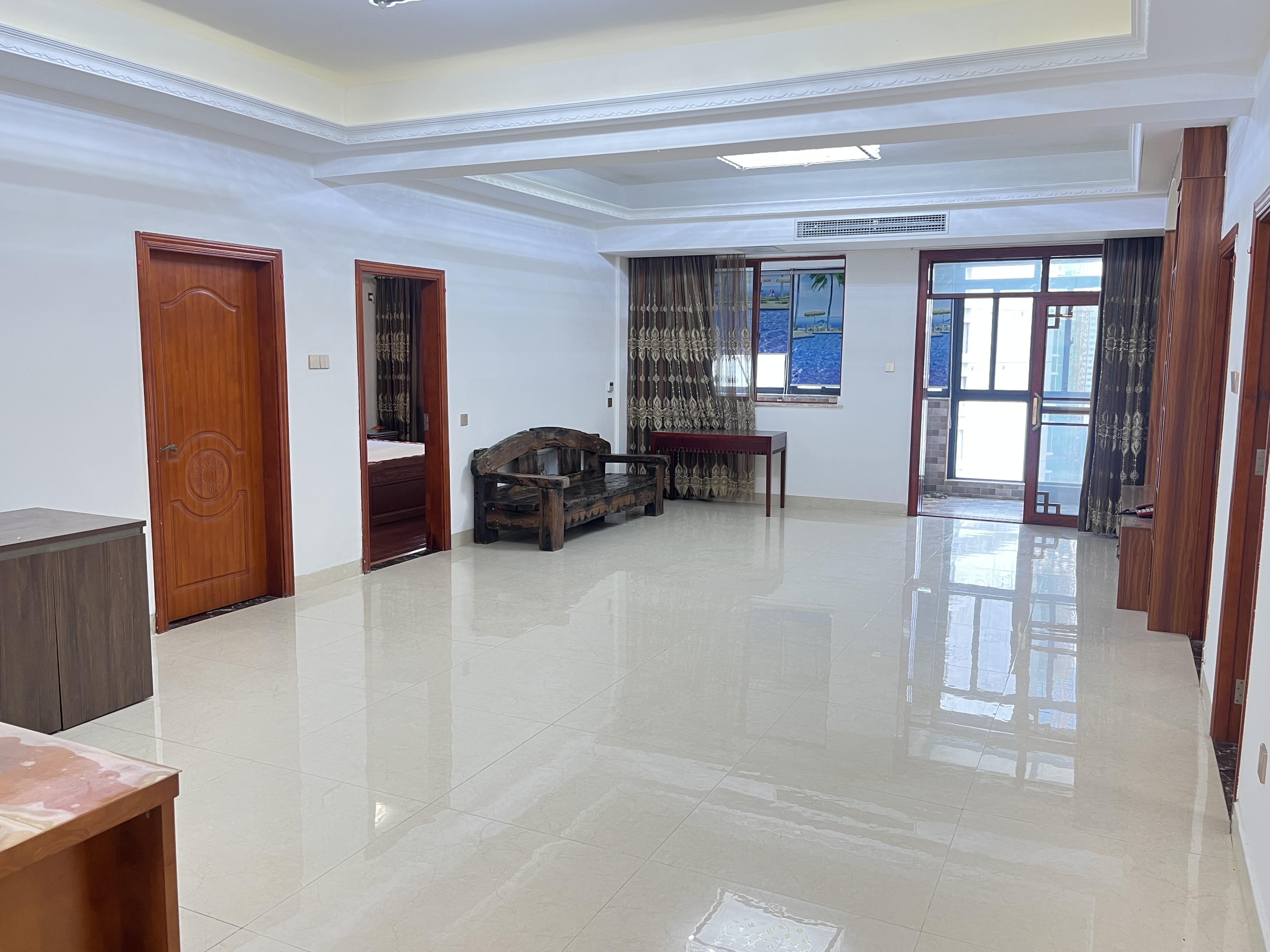 世纪生活港  3室2厅2卫    6000.0元/月室内图