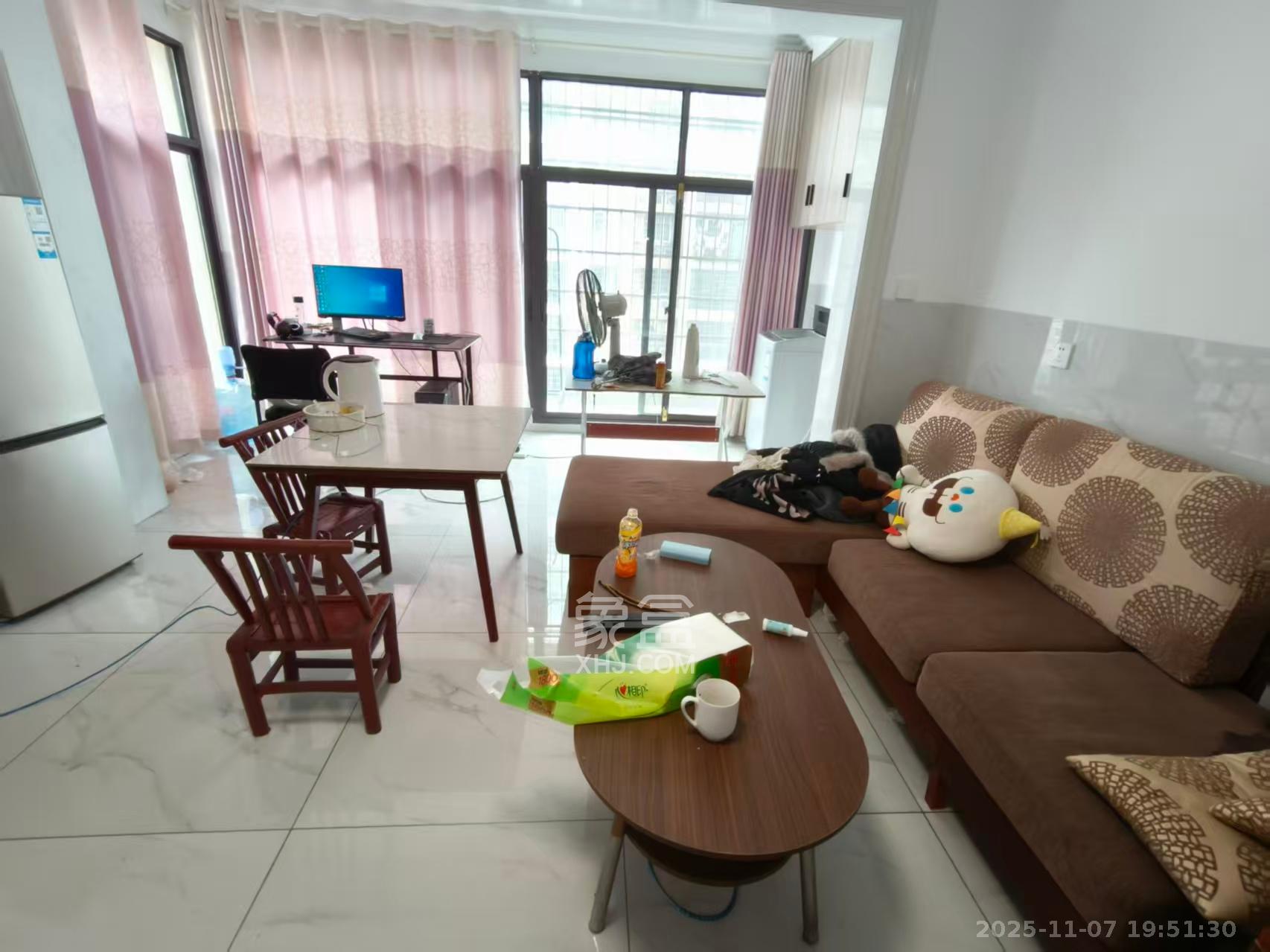 和润园一、二期  2室2厅1卫    1700.0元/月