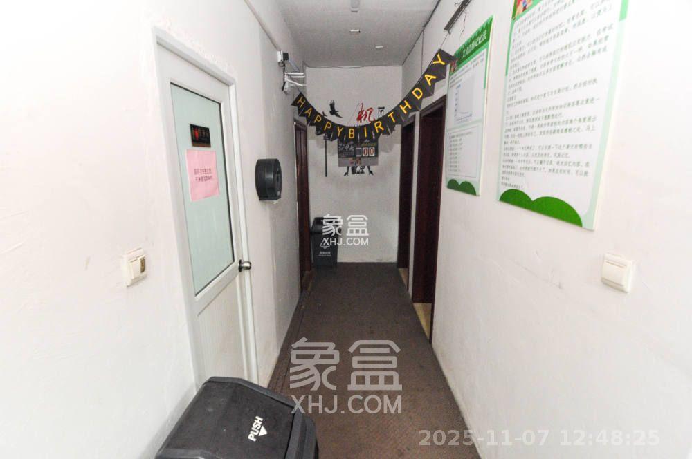 中海梅溪湖壹号  4室2厅3卫    4300.0元/月室内图