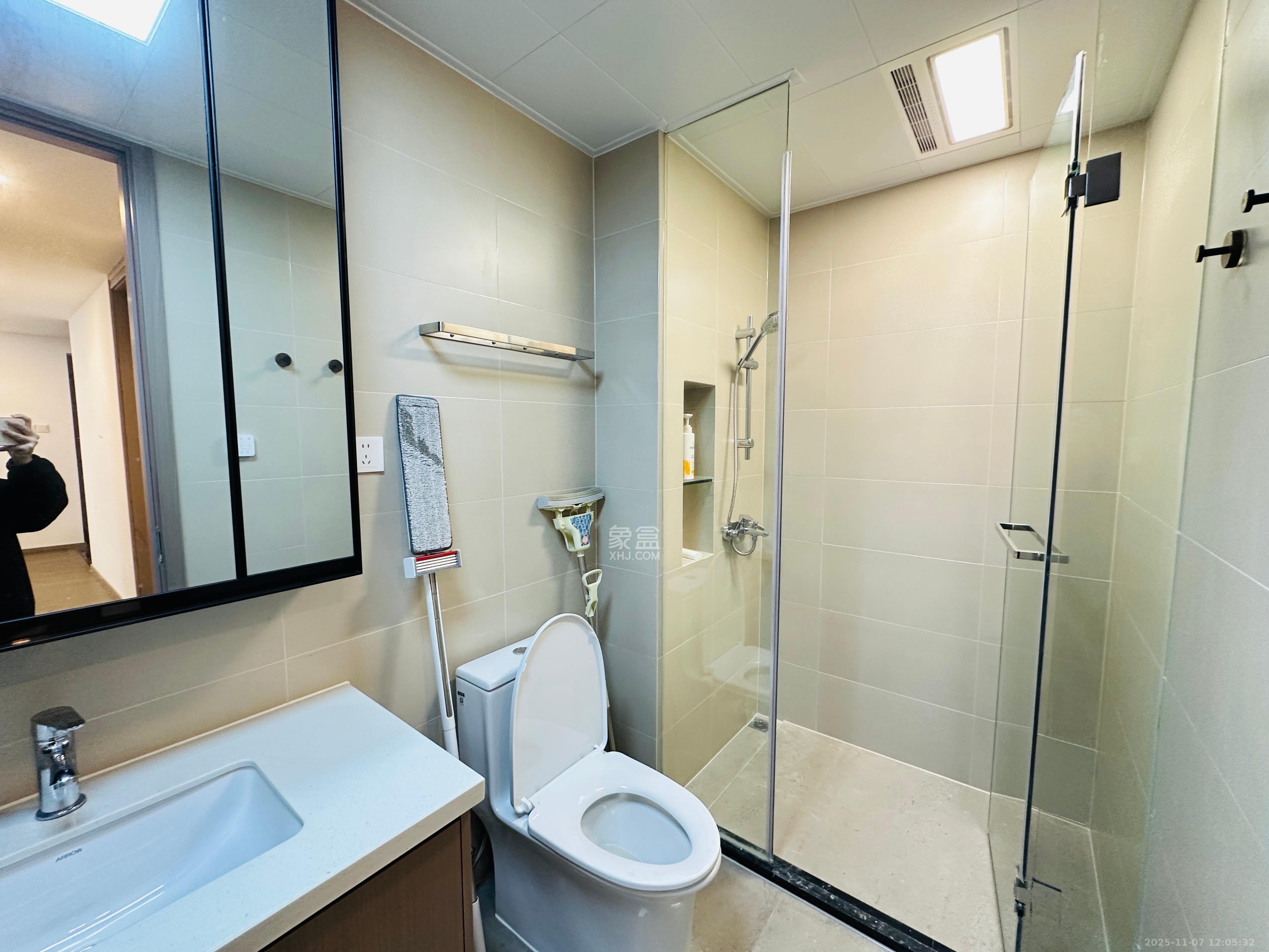 新力铂园（江山云著）  3室2厅1卫    4200.0元/月室内图