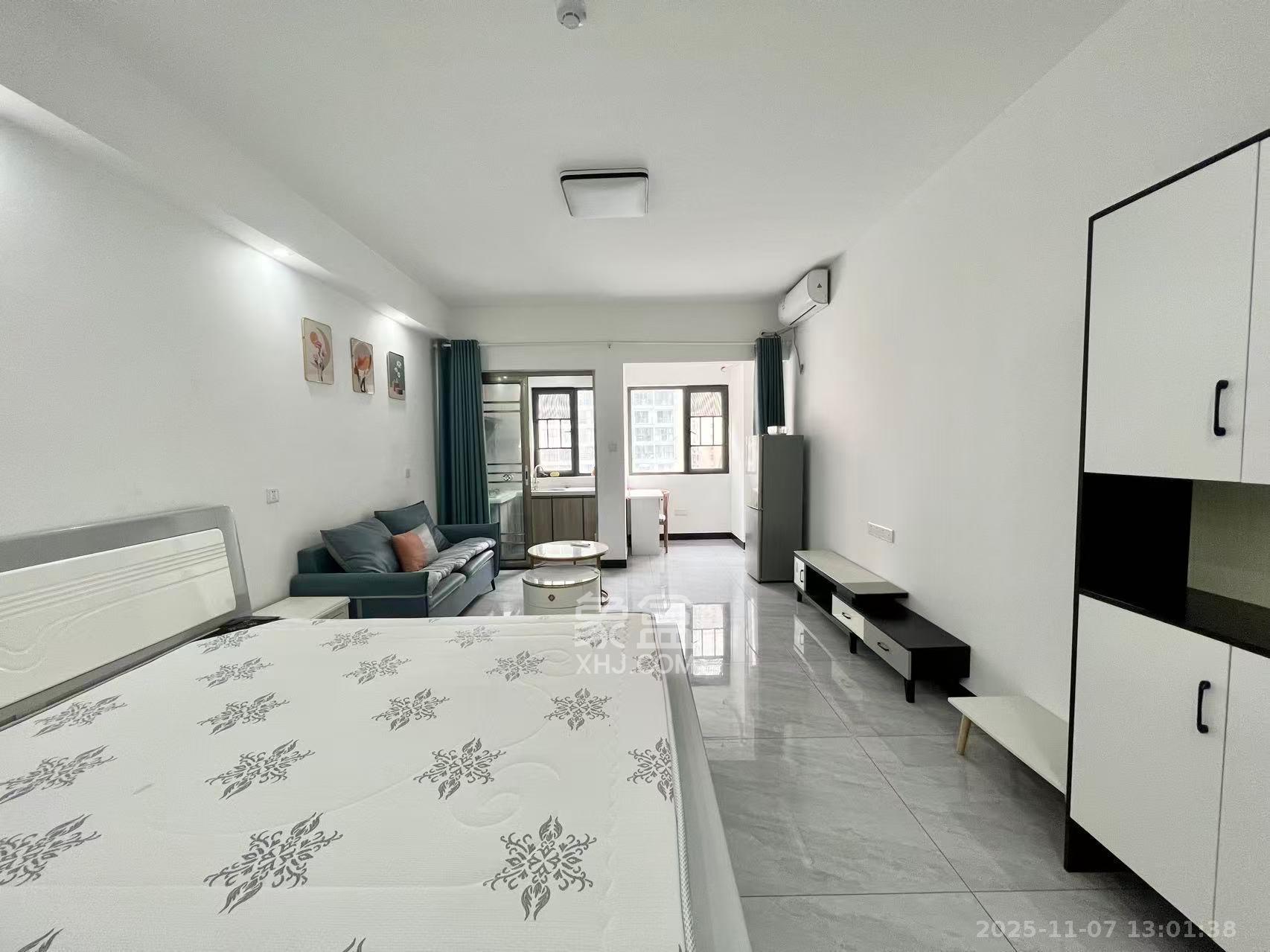 福晟钱隆国际(晟冉景苑) 1室1厅1卫 1500.0元/月 福晟钱隆国际(晟冉景苑) 1室1厅1卫 1500.0元/月室内图