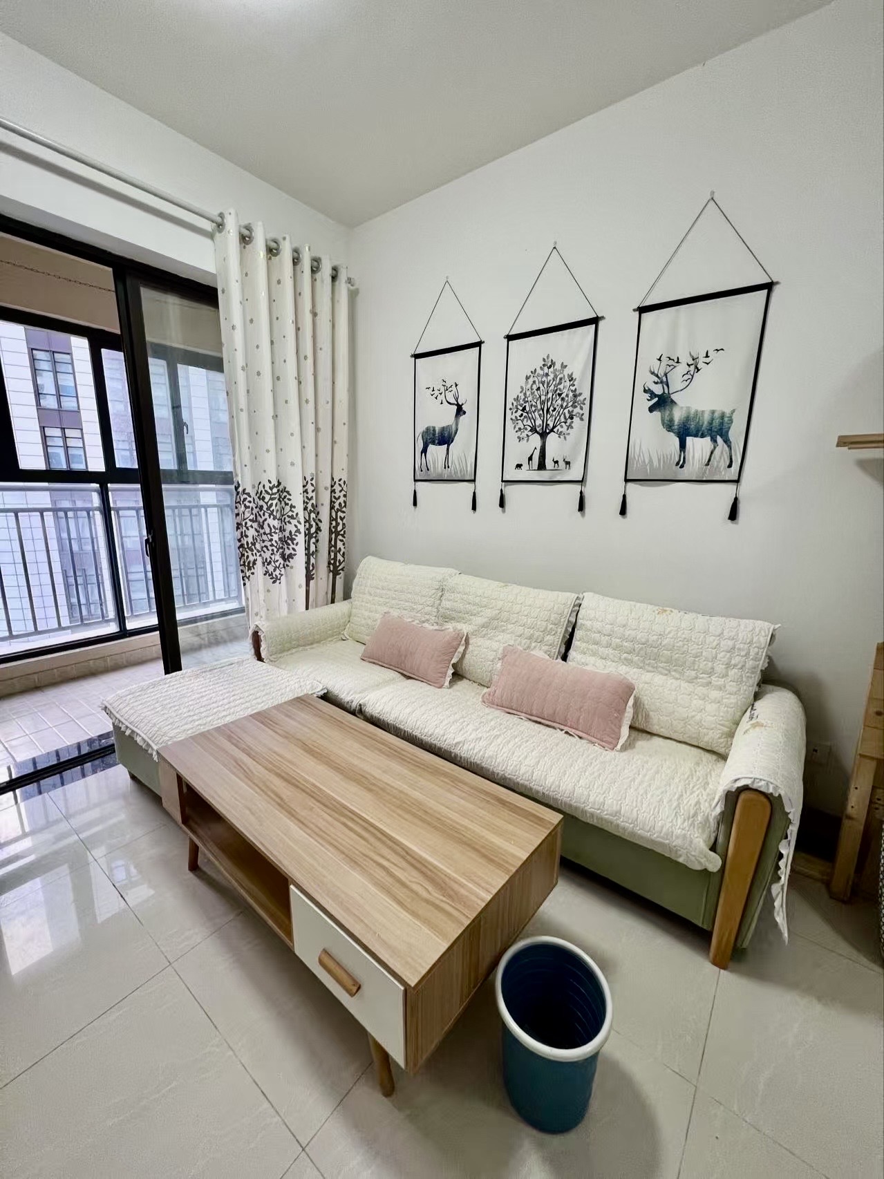 滨海新城二区(B09地块) 1室1厅1卫 2200.0元/月 滨海新城二区(B09地块) 1室1厅1卫 2200.0元/月室内图