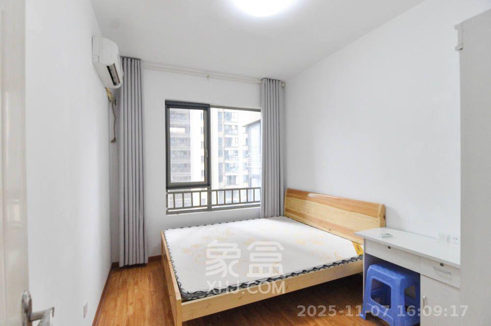 梅溪湖金茂悦（金悦雅苑）  4室2厅2卫    3300.0元/月室内图