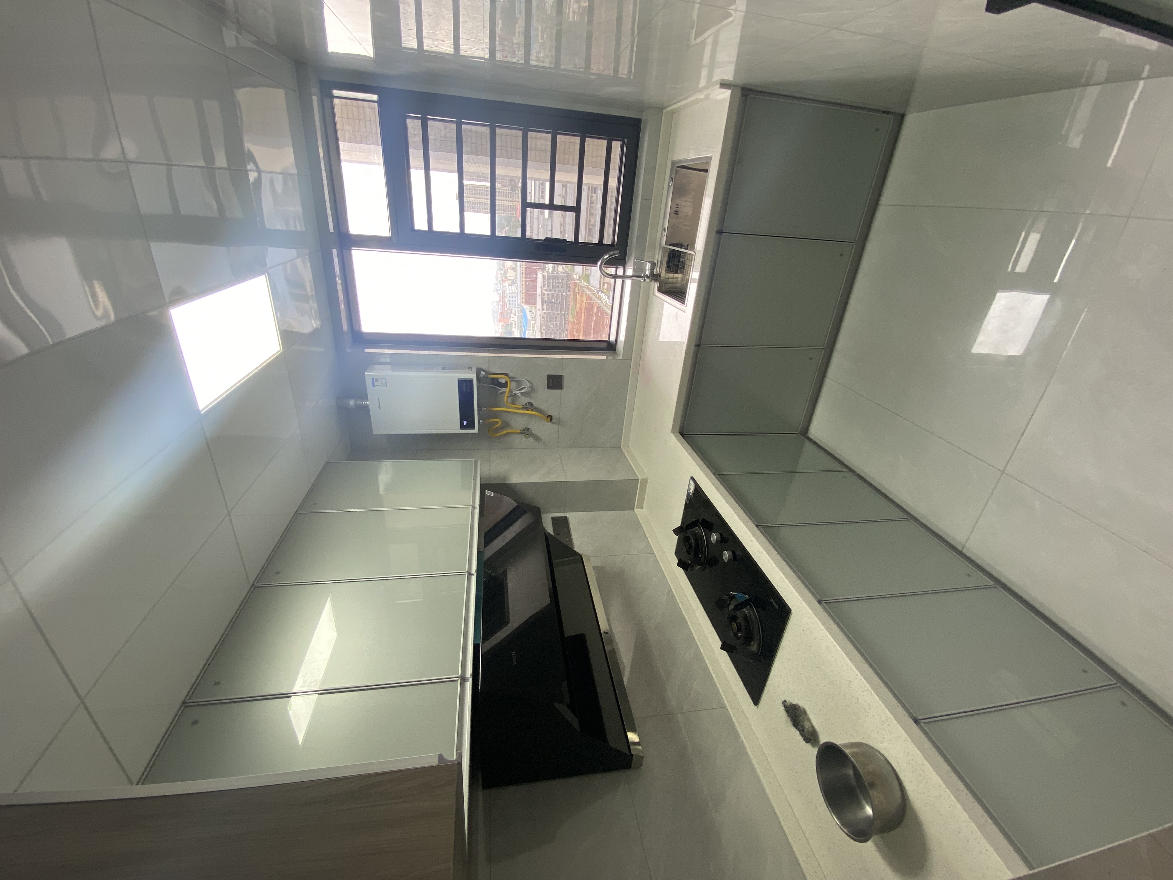 互助小区电梯房 3室1厅2卫 2000.0元/月 互助小区电梯房 3室1厅2卫 2000.0元/月室内图