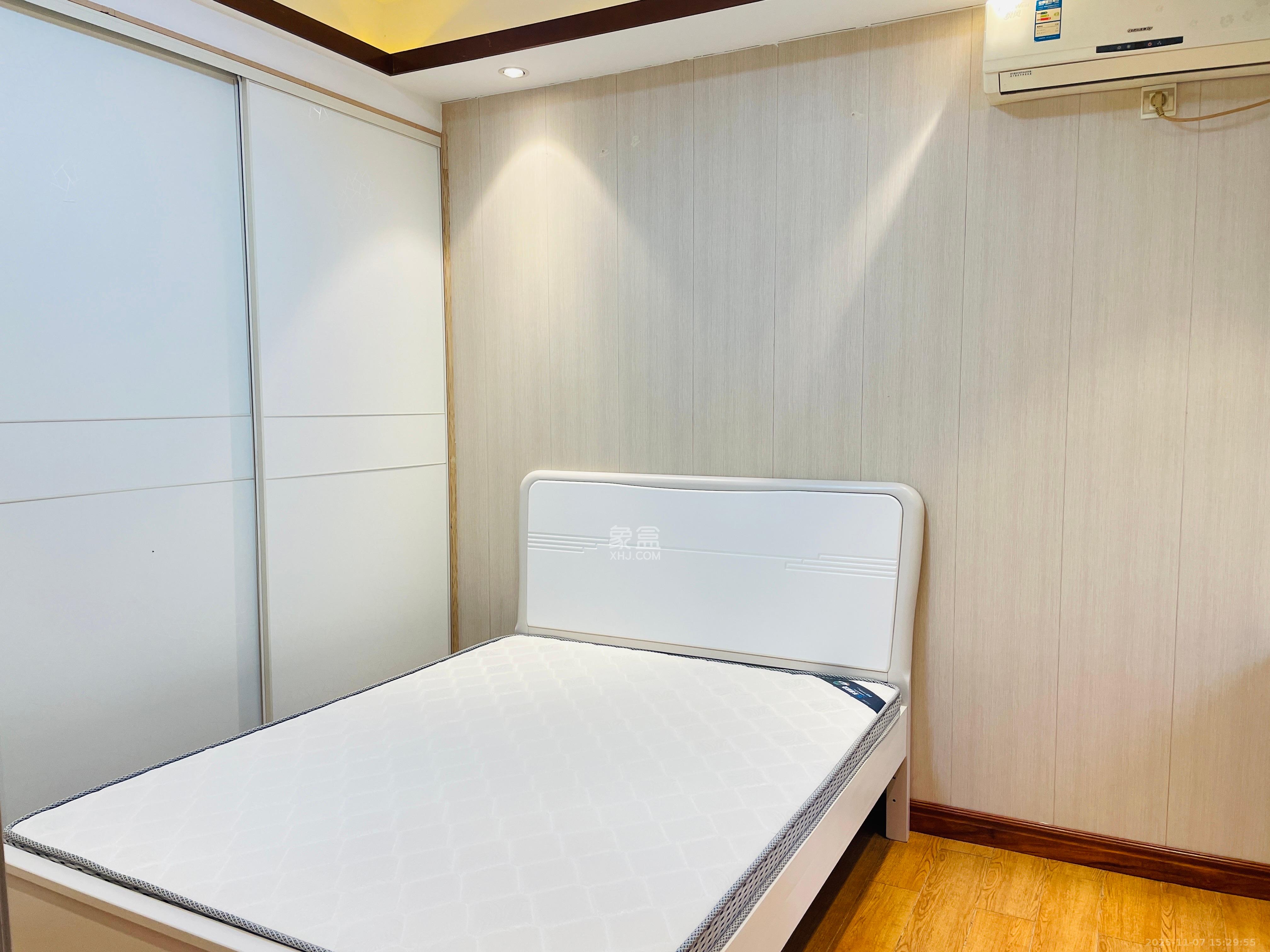 金石蓉园  2室2厅1卫    1600.0元/月室内图