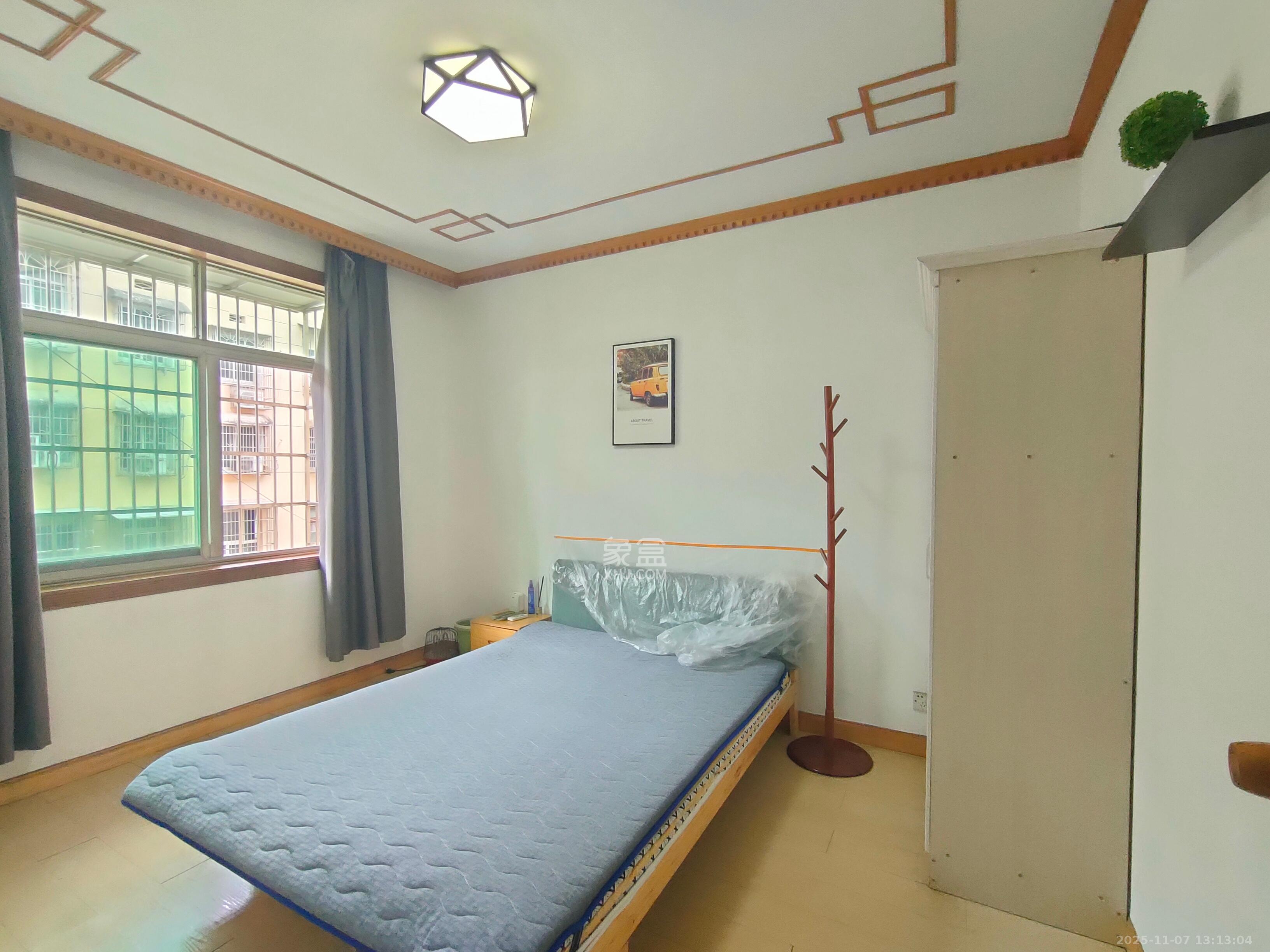 轻化公司宿舍向东南6号（产权南湖路46号）  2室2厅1卫    2000.0元/月室内图