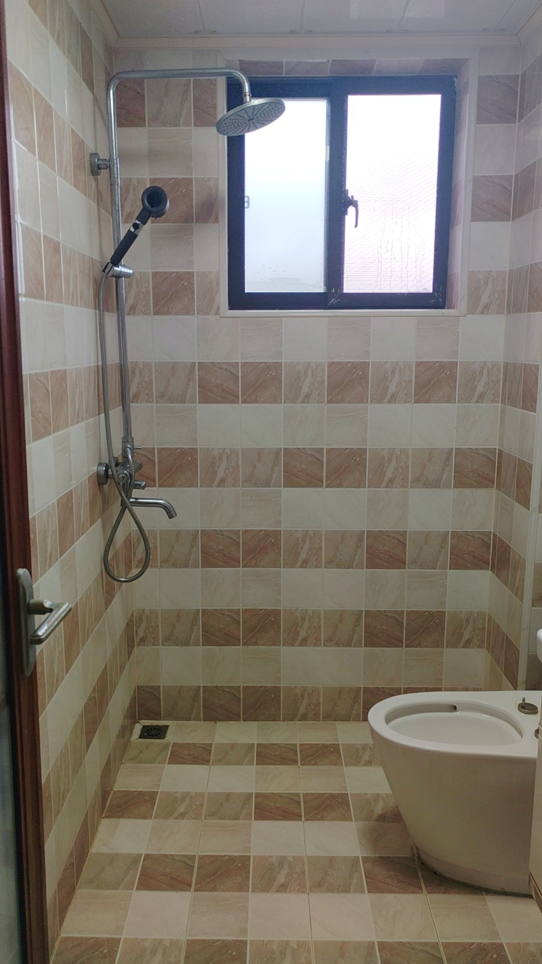 怡和湖城大境 2室2厅1卫 3200.0元/月 怡和湖城大境 2室2厅1卫 3200.0元/月室内图