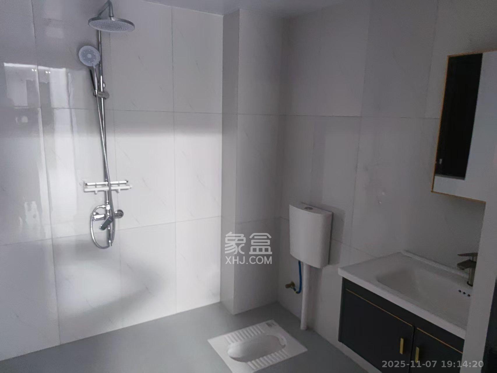 花桥禧新城  2室1厅1卫    2400.0元/月室内图