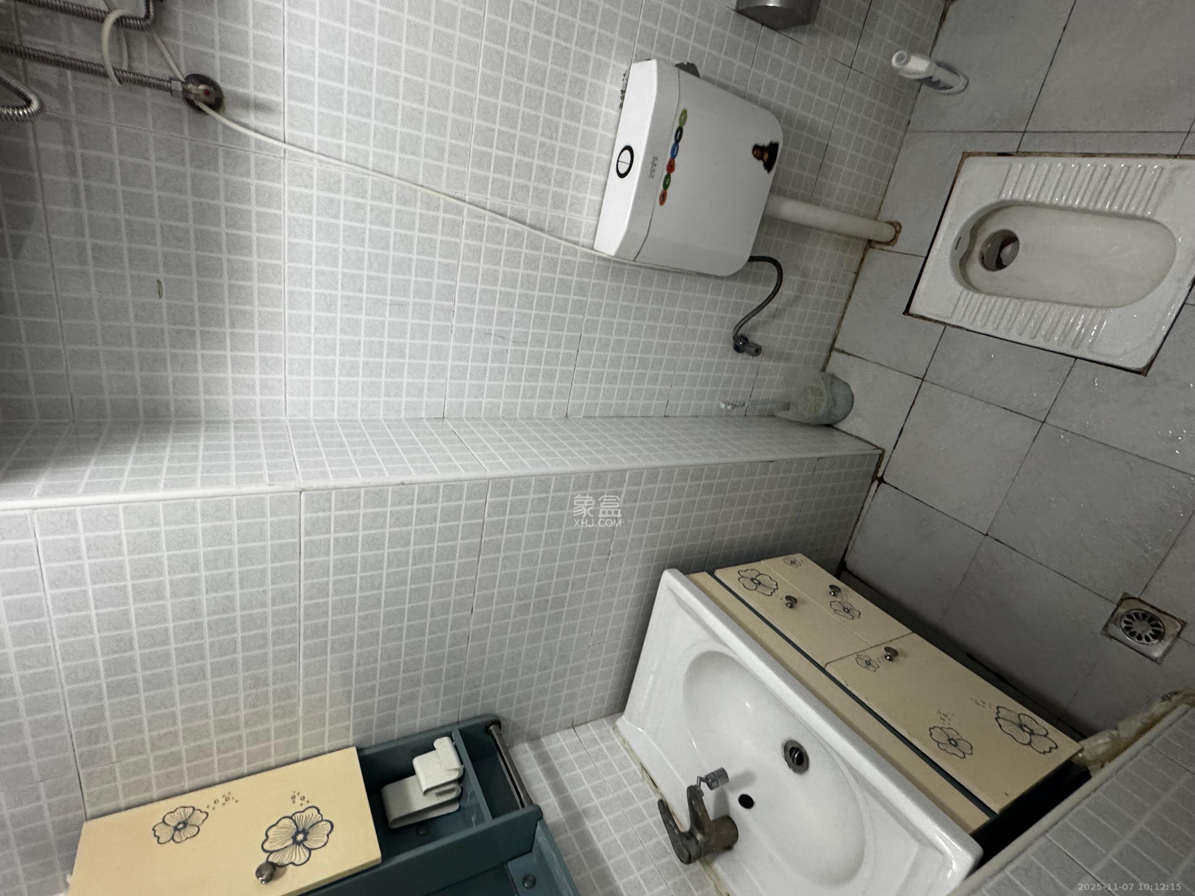 长房时代城  1室0厅1卫    1400.0元/月室内图