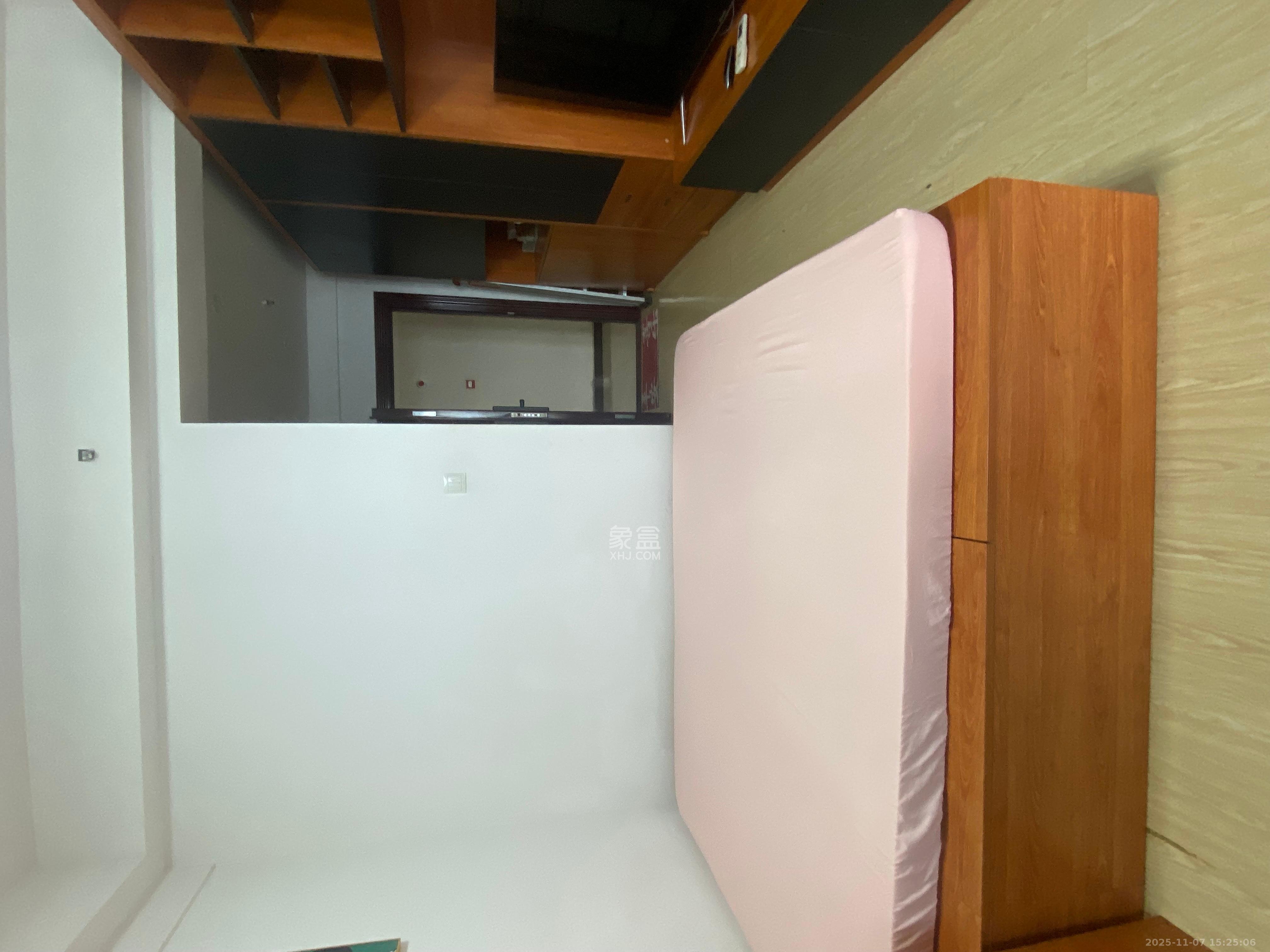 保利麓谷林语I区 1室1厅1卫 1400.0元/月 保利麓谷林语I区 1室1厅1卫 1400.0元/月室内图