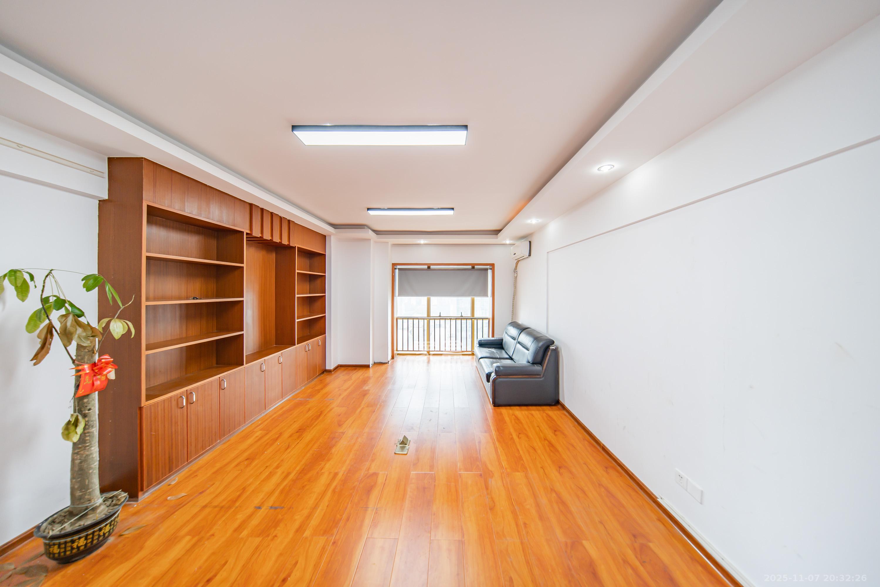 天健芙蓉盛世一期  2室1厅1卫    91.66万