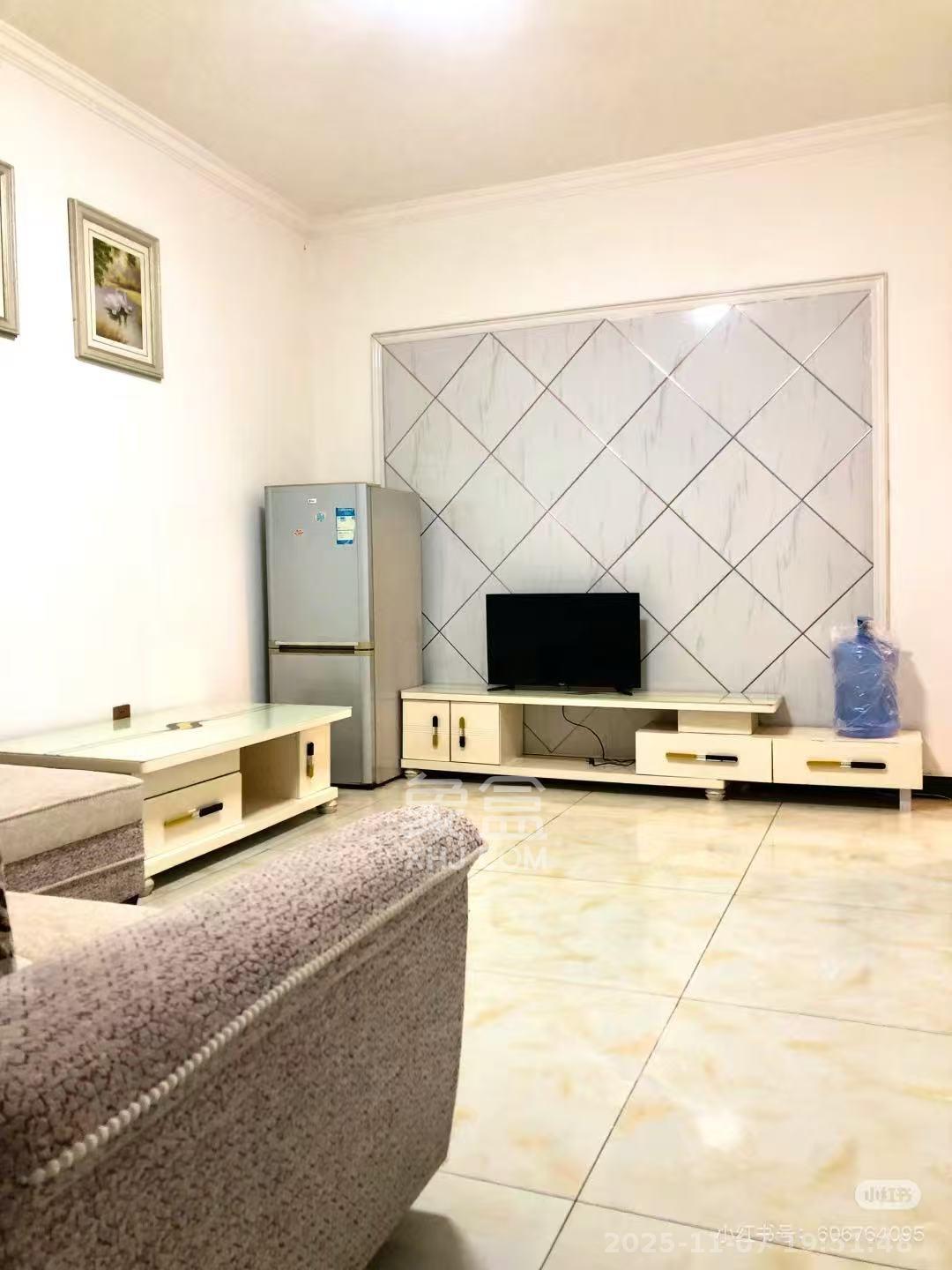 五一东村 2室1厅1卫 2000.0元/月 五一东村 2室1厅1卫 2000.0元/月室内图