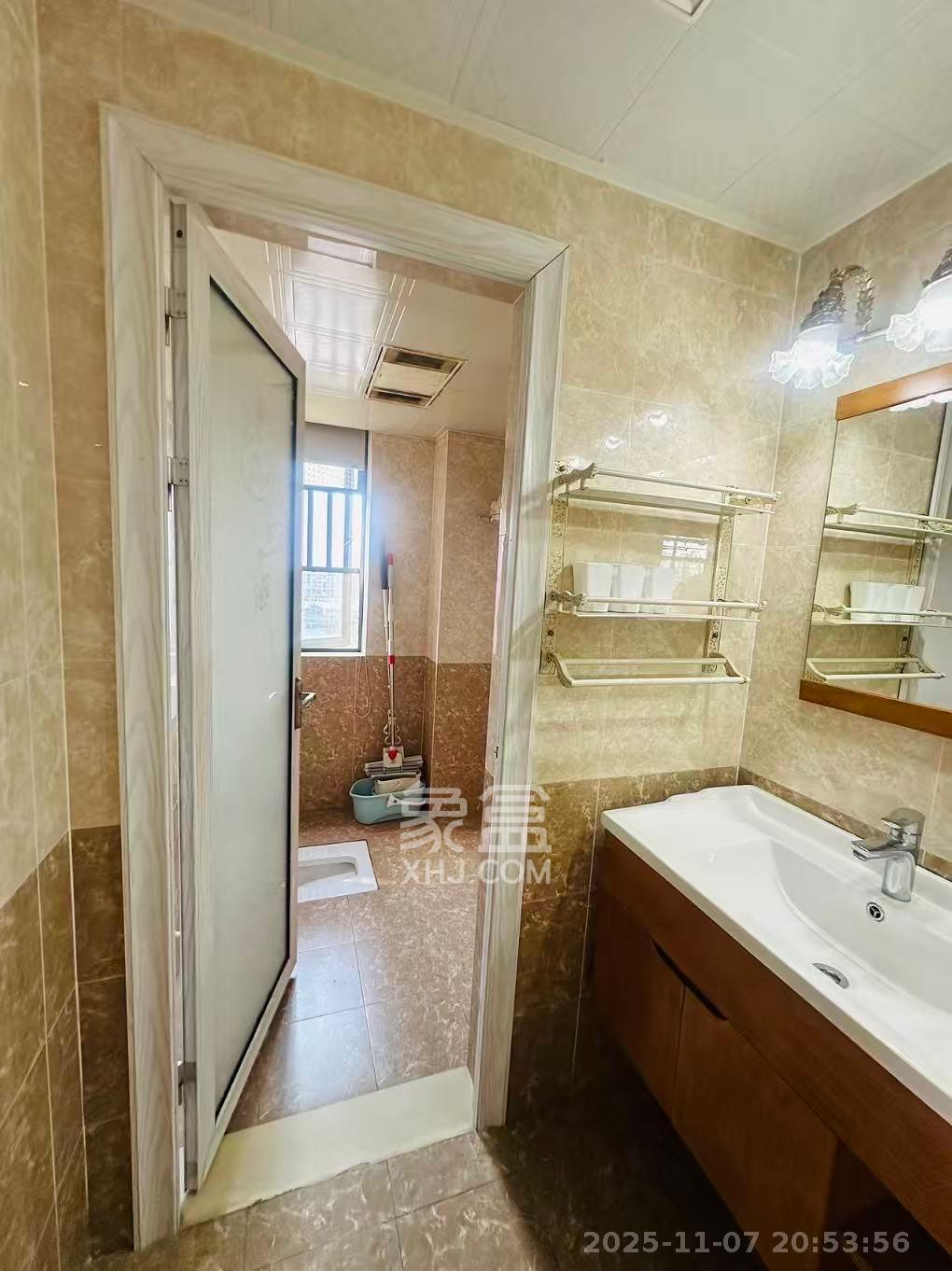 凯特梅溪紫郡  4室2厅2卫    2800.0元/月室内图