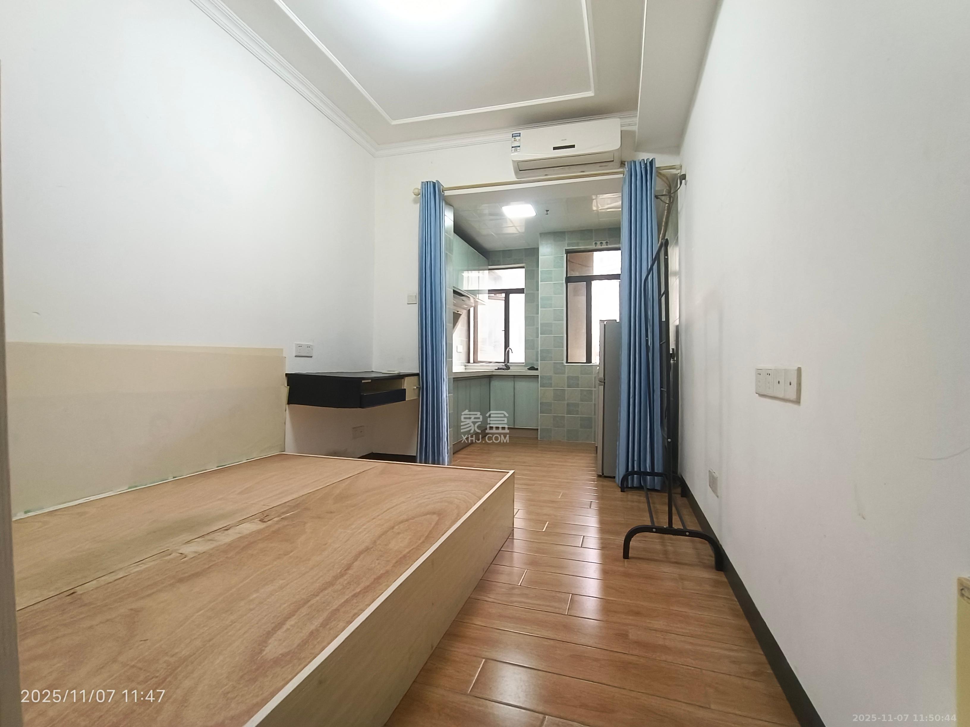 保利麓谷林语I区 1室1厅1卫 1000.0元/月 保利麓谷林语I区 1室1厅1卫 1000.0元/月室内图