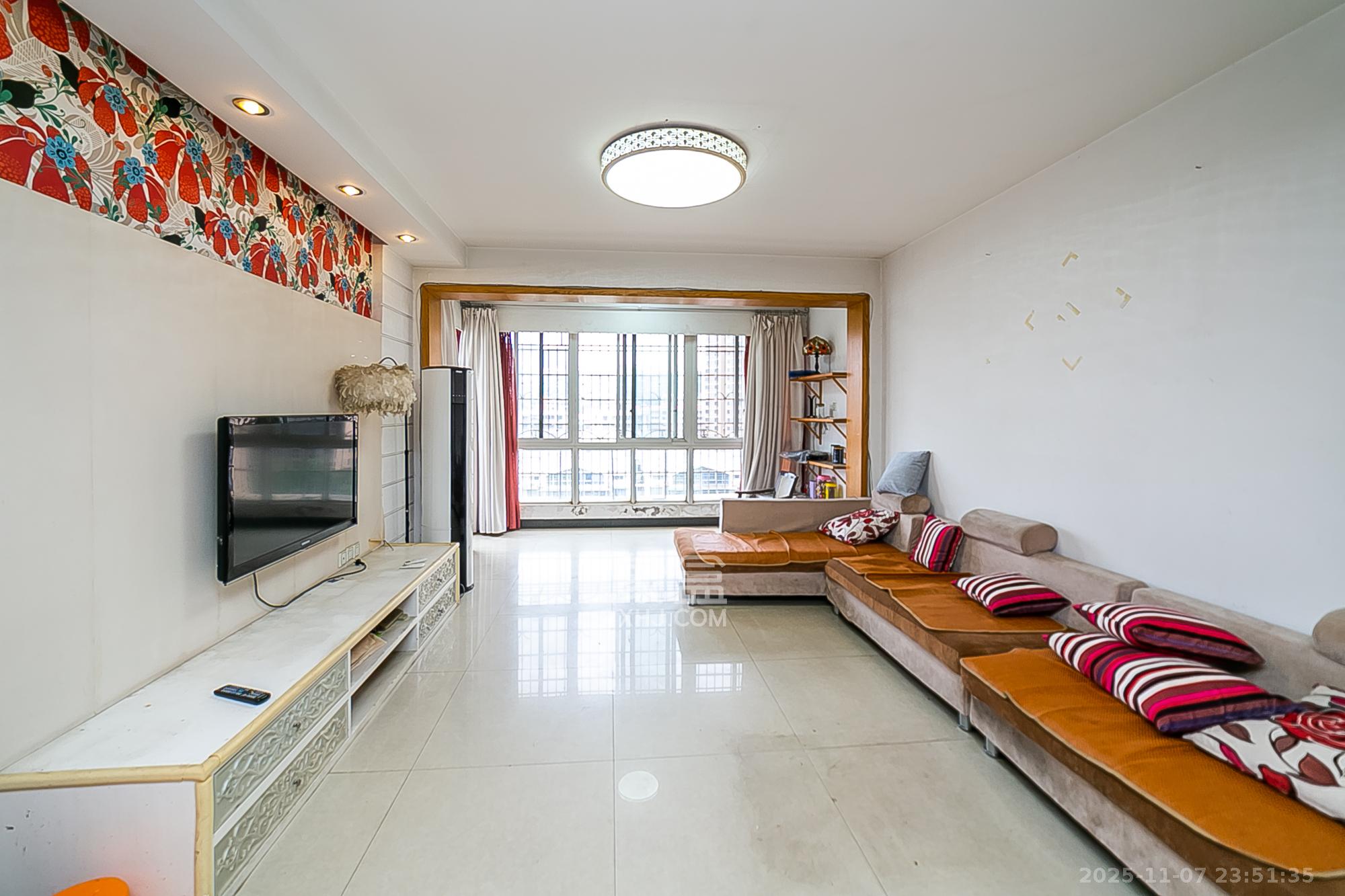 翡翠林居  3室2厅1卫    86.8万