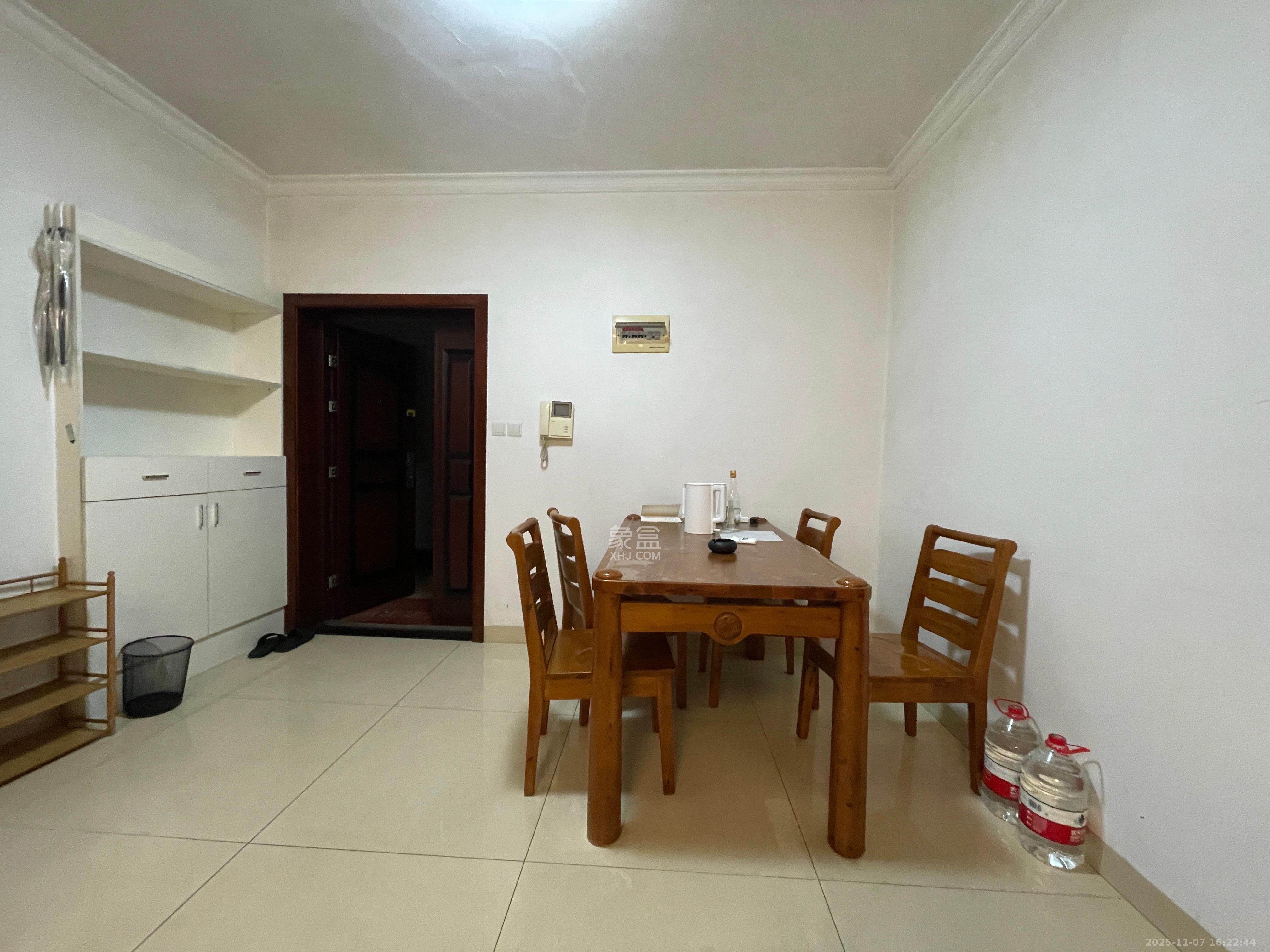 都江新城（都江新苑）  2室1厅1卫    2600.0元/月室内图