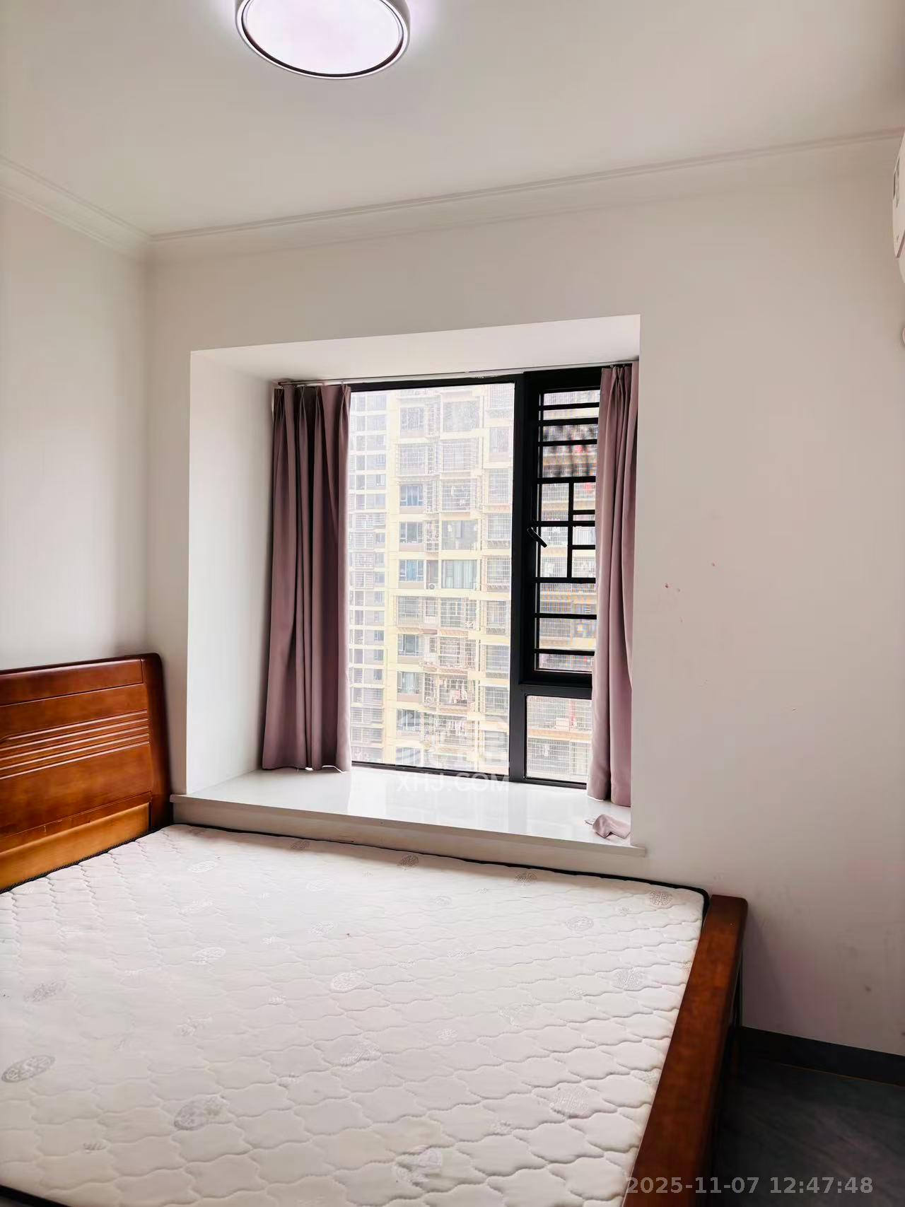 桥头家园二期(桥头家苑二期) 3室2厅2卫 2400.0元/月 桥头家园二期(桥头家苑二期) 3室2厅2卫 2400.0元/月室内图