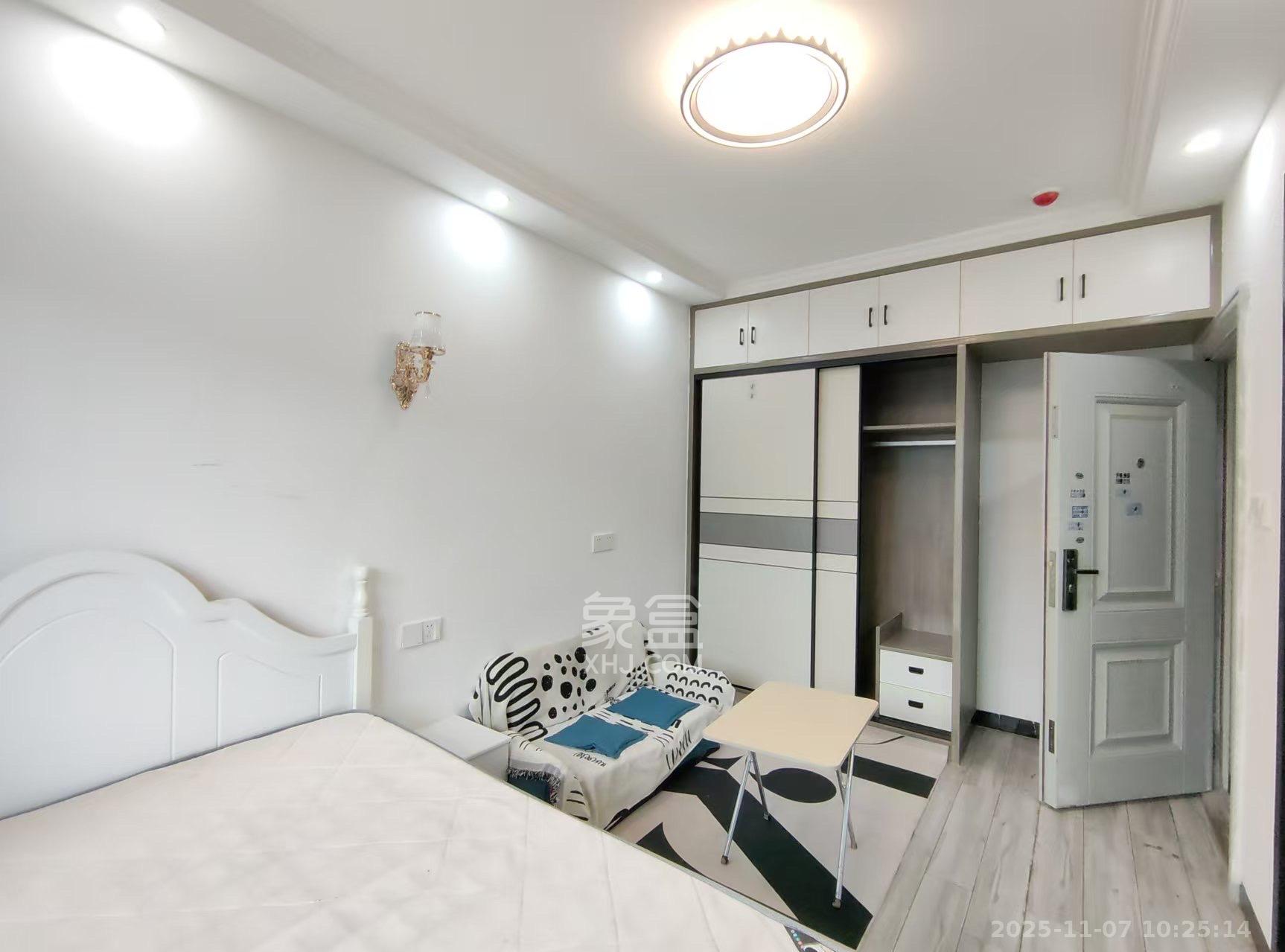 鹏程府  1室1厅1卫    1400.0元/月室内图