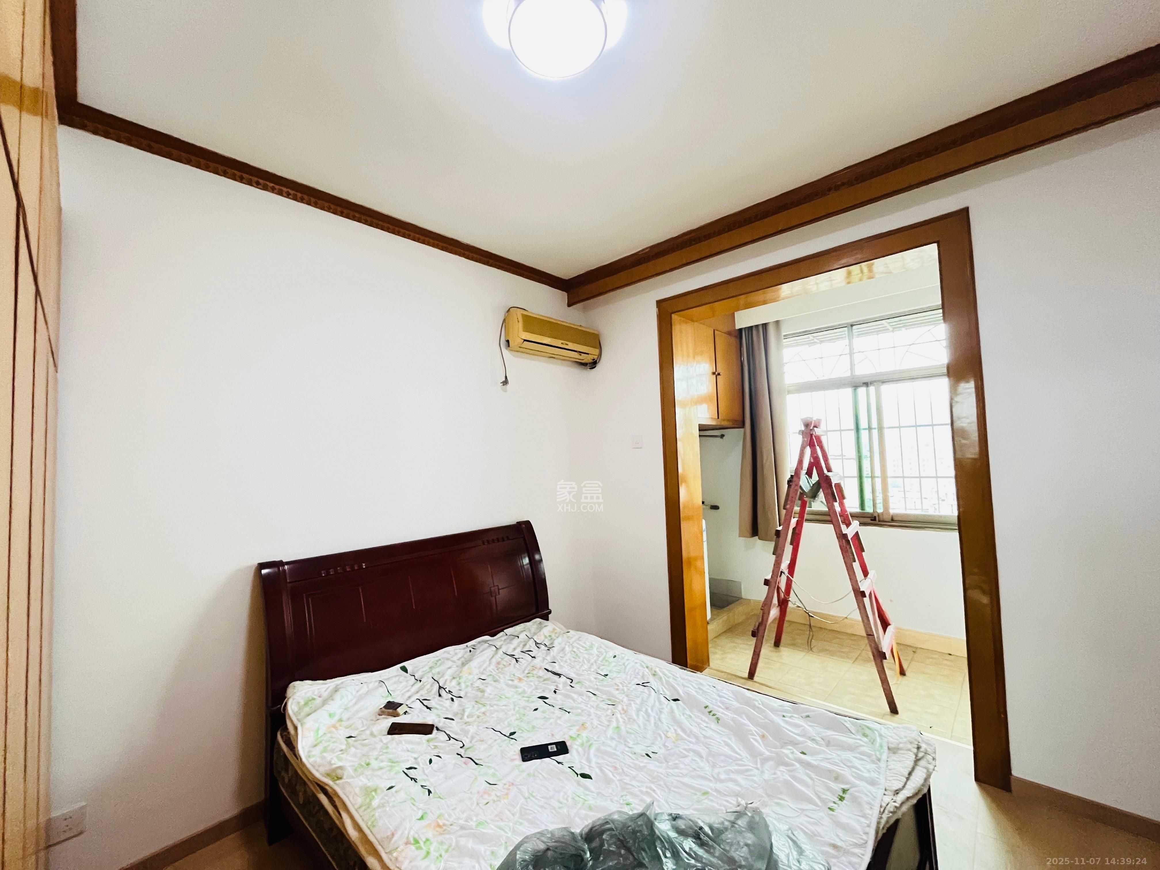 东瓜山一村送变电小区 2室1厅1卫 1300.0元/月 东瓜山一村送变电小区 2室1厅1卫 1300.0元/月室内图