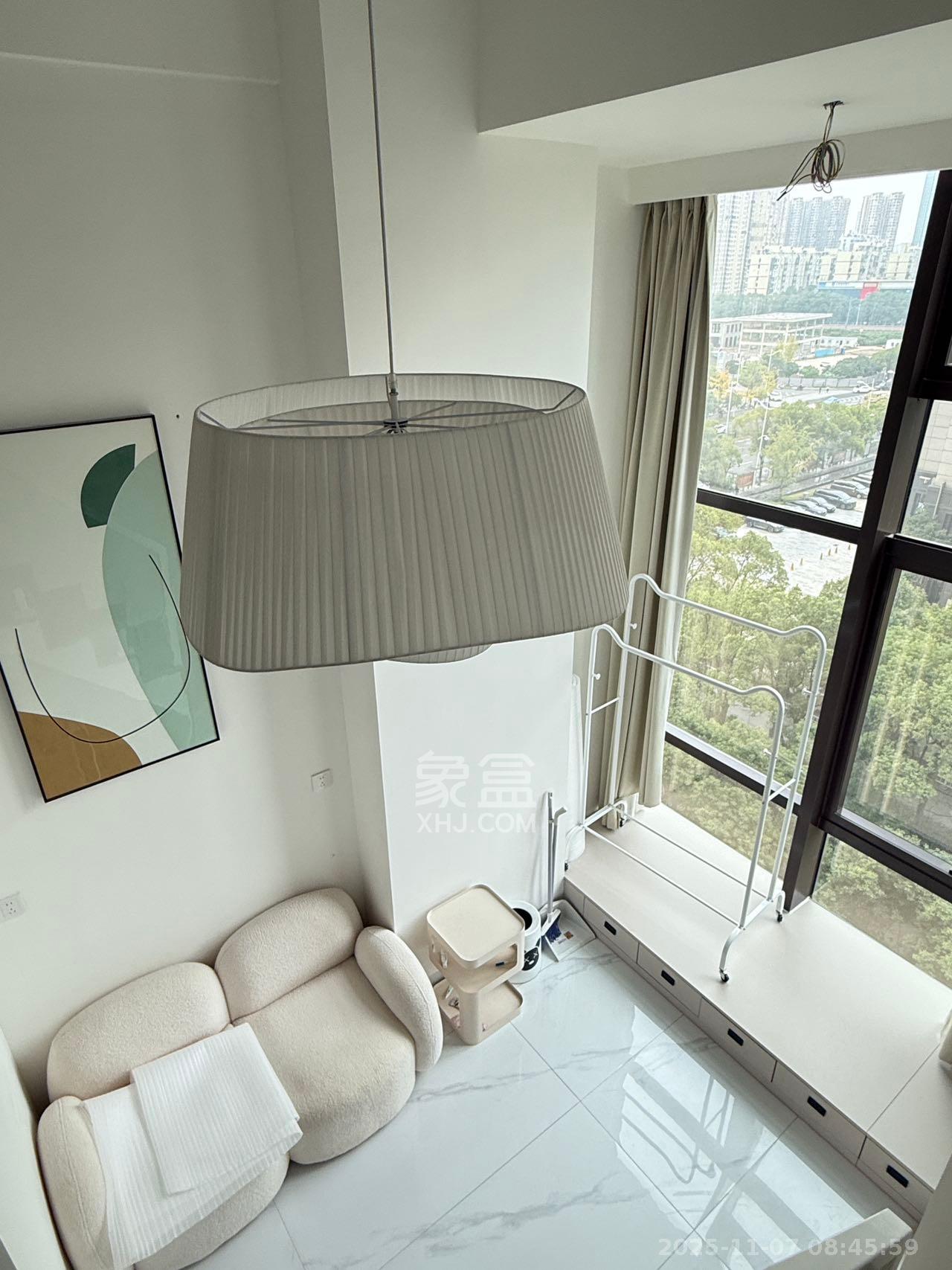 珠江花城好世界  1室0厅0卫    2000.0元/月室内图