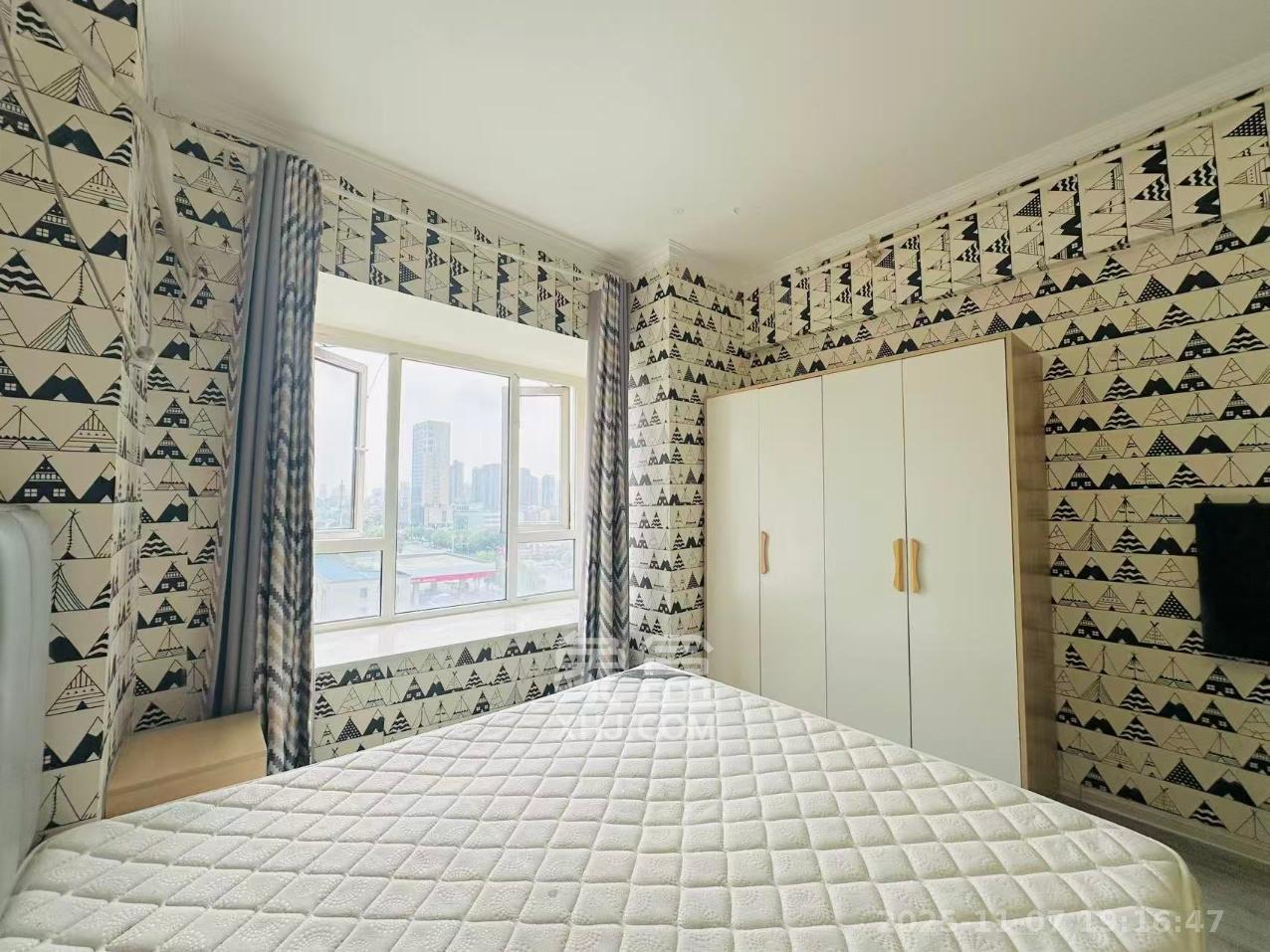 芙蓉万国城MOMA（卓越汇富苑）  1室1厅1卫    1200.0元/月室内图