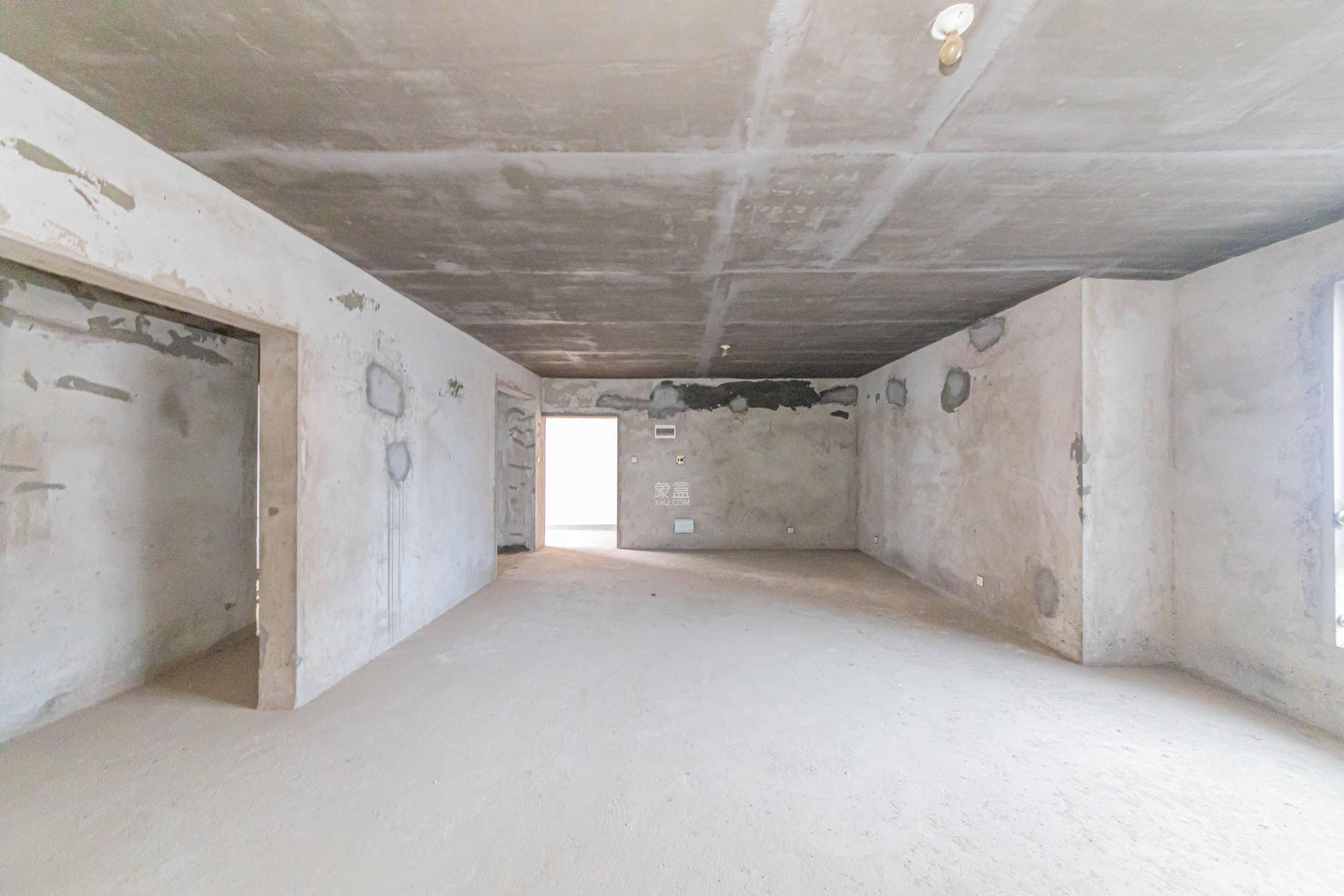 保利花园 3室2厅2卫 123.0万 保利花园 3室2厅2卫 123.0万客厅