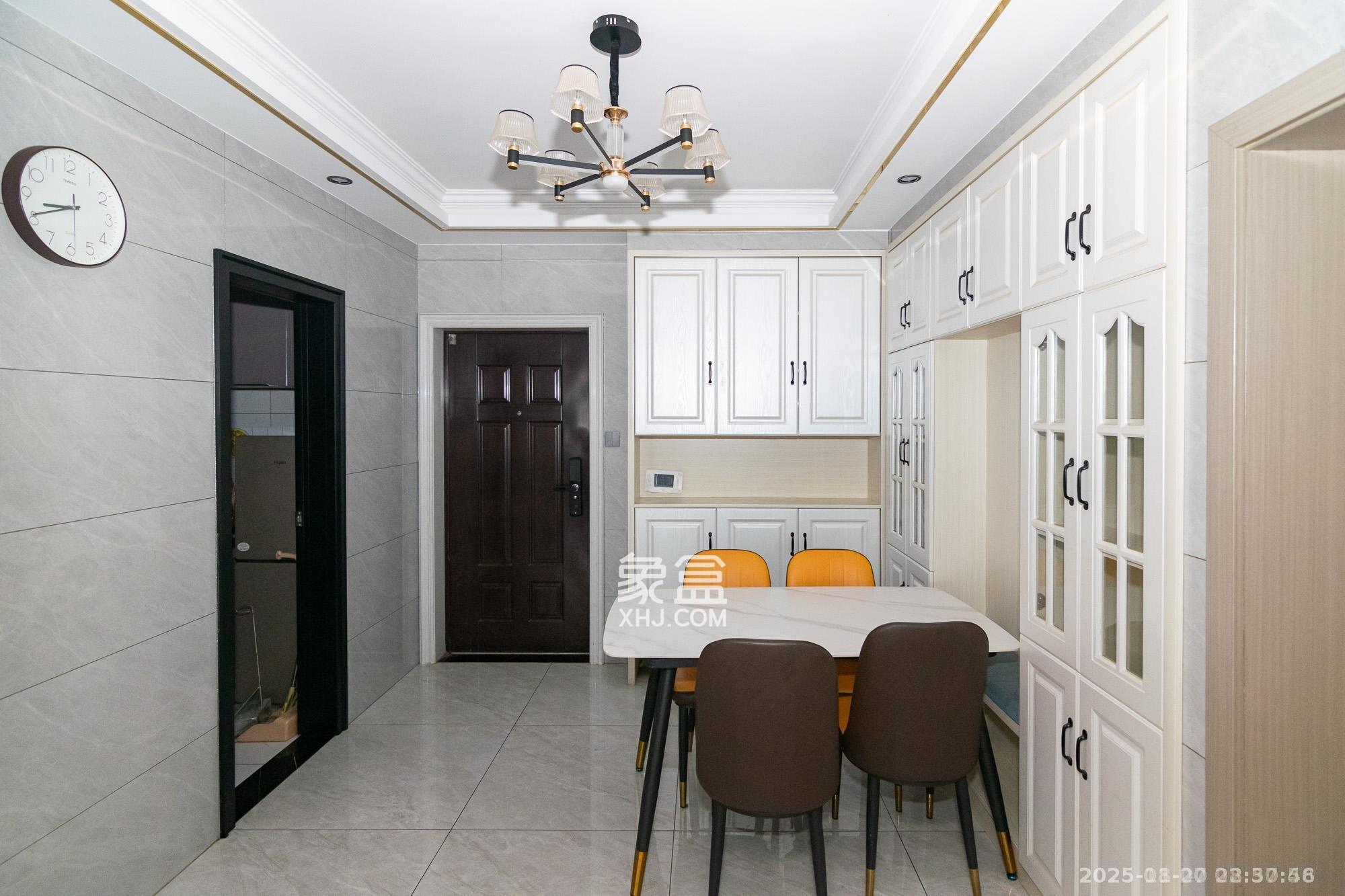 金地三千府(金地湖山樾、金地自在城) 3室2厅1卫 2000.0元/月 金地三千府(金地湖山樾、金地自在城) 3室2厅1卫 2000.0元/月室内图