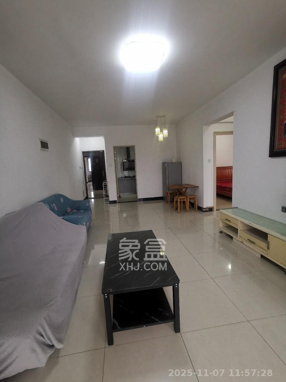 佳辉丽景鑫城  2室2厅1卫    1500.0元/月