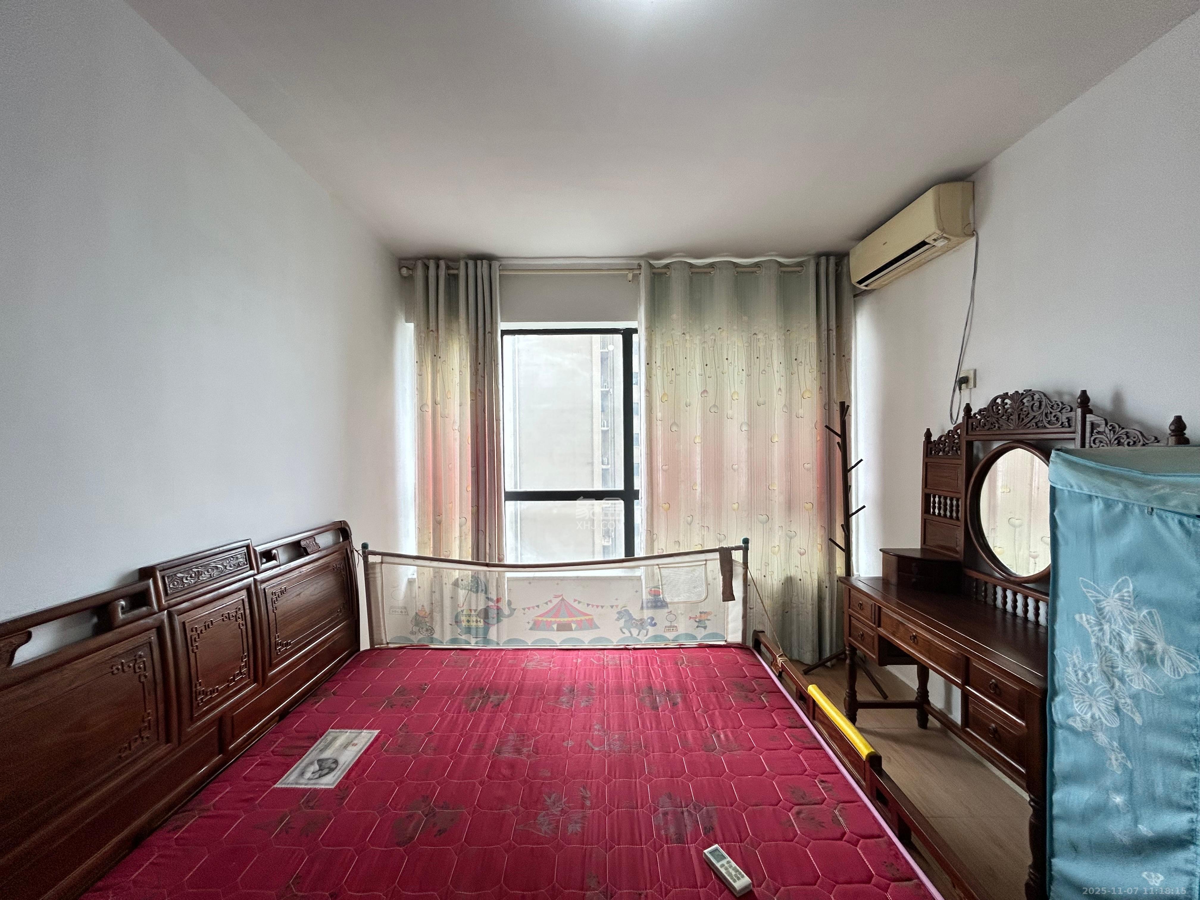 香江锦城 2室2厅1卫 2500.0元/月 香江锦城 2室2厅1卫 2500.0元/月室内图