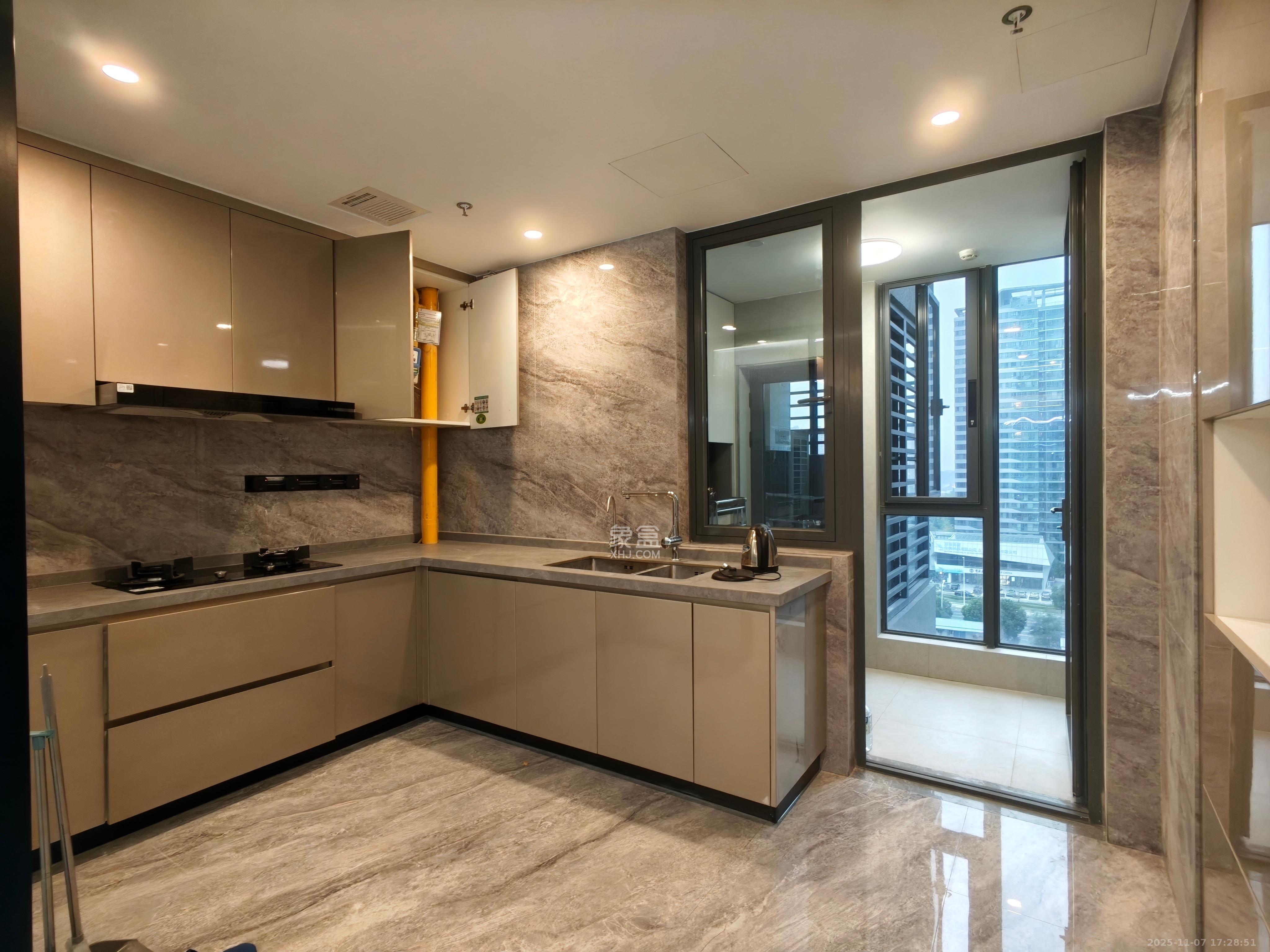 旭辉铂悦湘江 4室2厅4卫 20000.0元/月 旭辉铂悦湘江 4室2厅4卫 20000.0元/月室内图