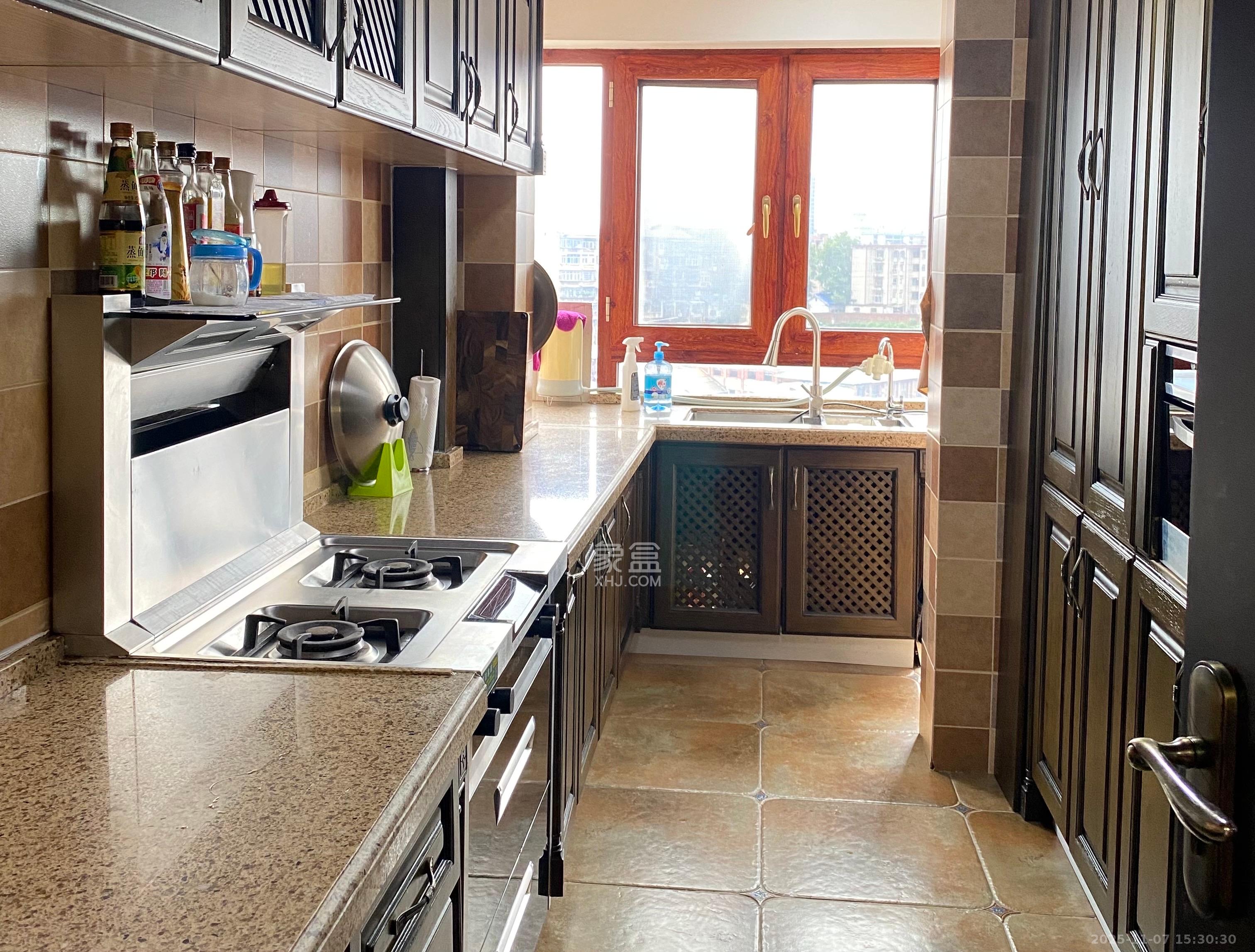 保利国际广场 4室2厅2卫 8000.0元/月 保利国际广场 4室2厅2卫 8000.0元/月室内图