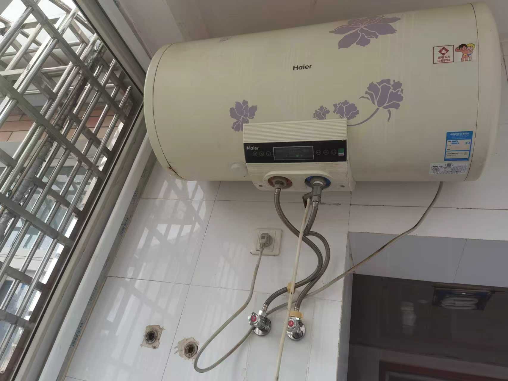 五金建材市场二期  5室2厅2卫    1800.0元/月室内图