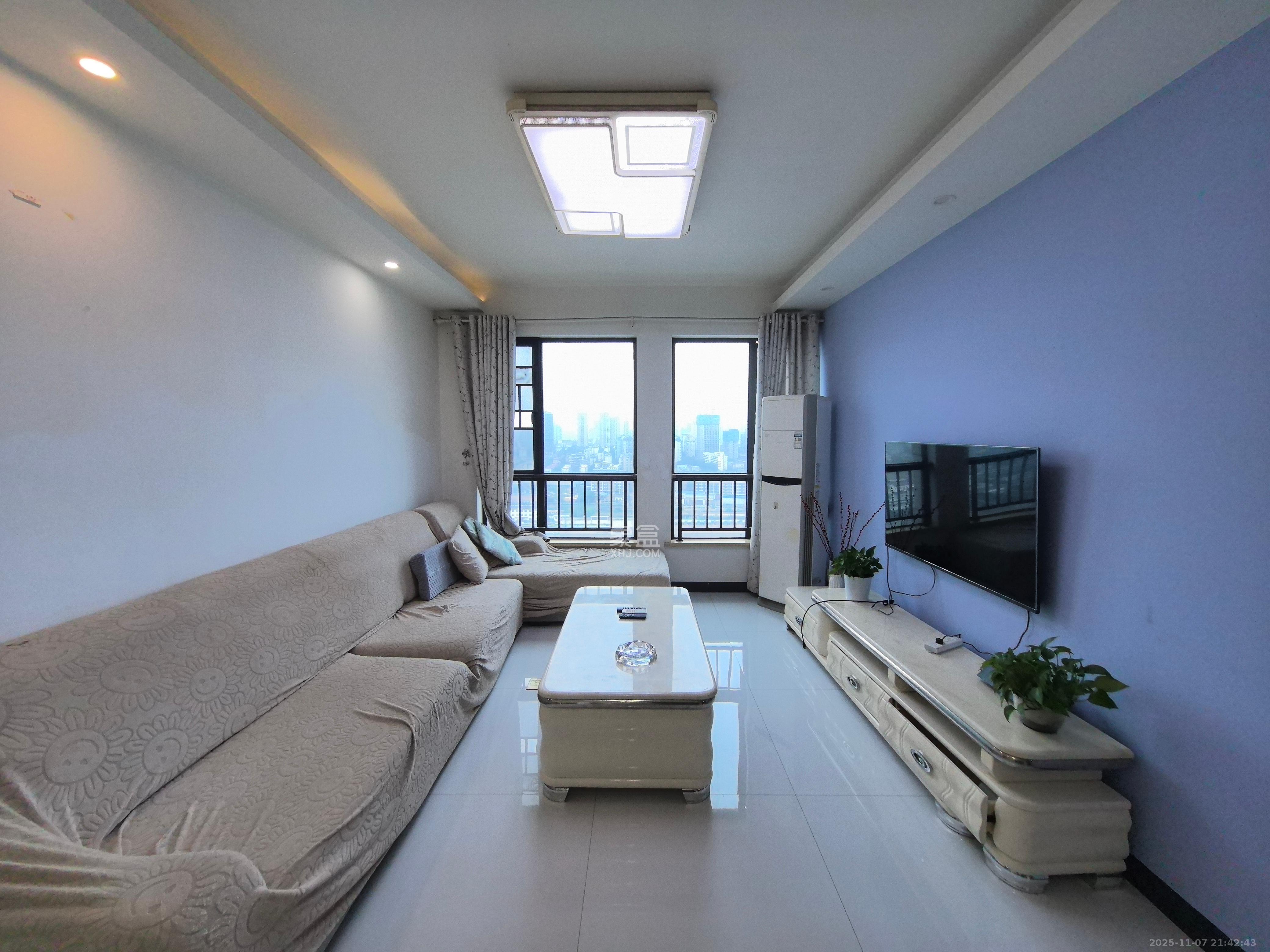 天下一家  2室1厅1卫    2500.0元/月