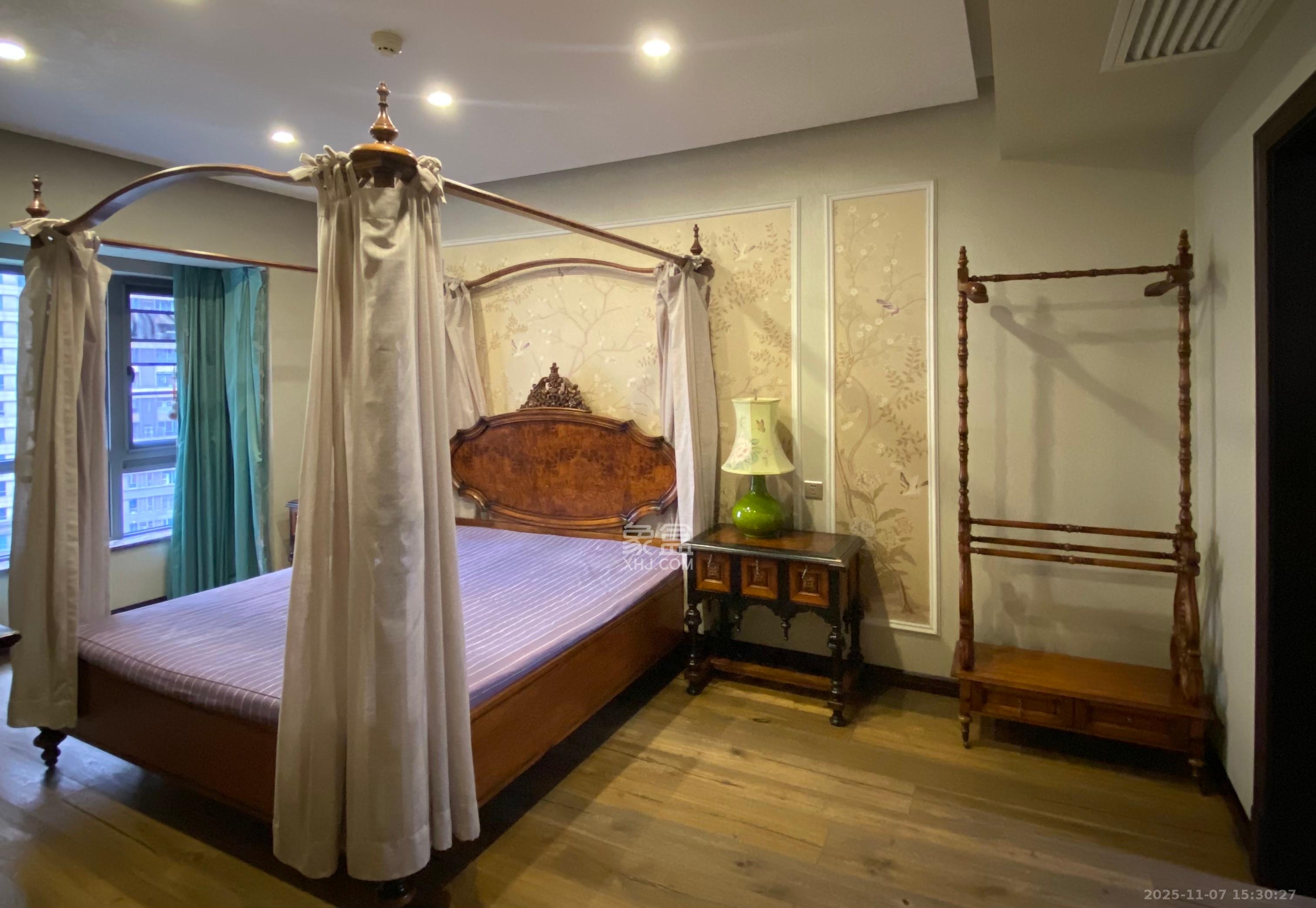 保利国际广场  4室2厅2卫    8000.0元/月室内图