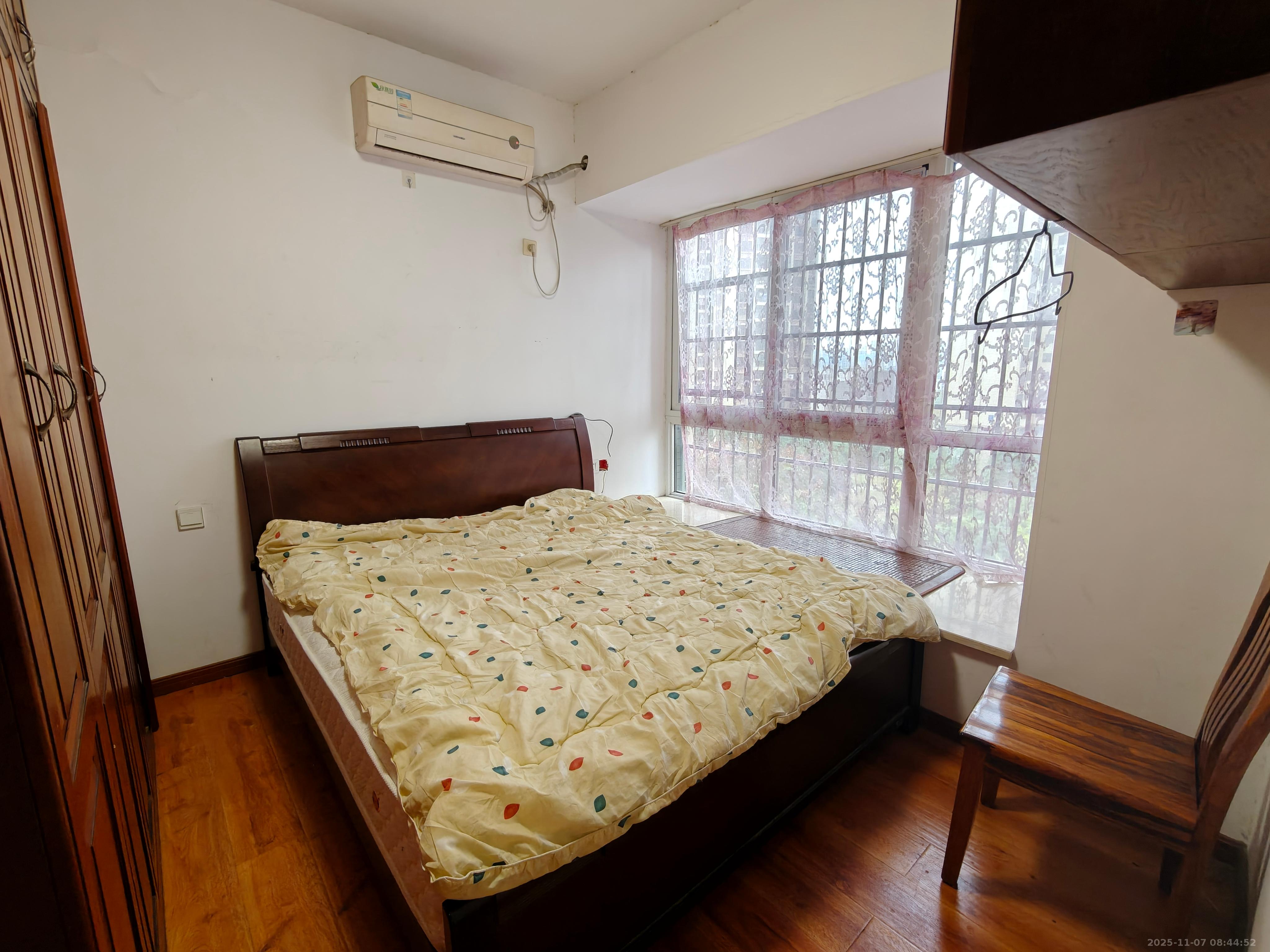 翠谷城 3室2厅2卫 2000.0元/月 翠谷城 3室2厅2卫 2000.0元/月室内图