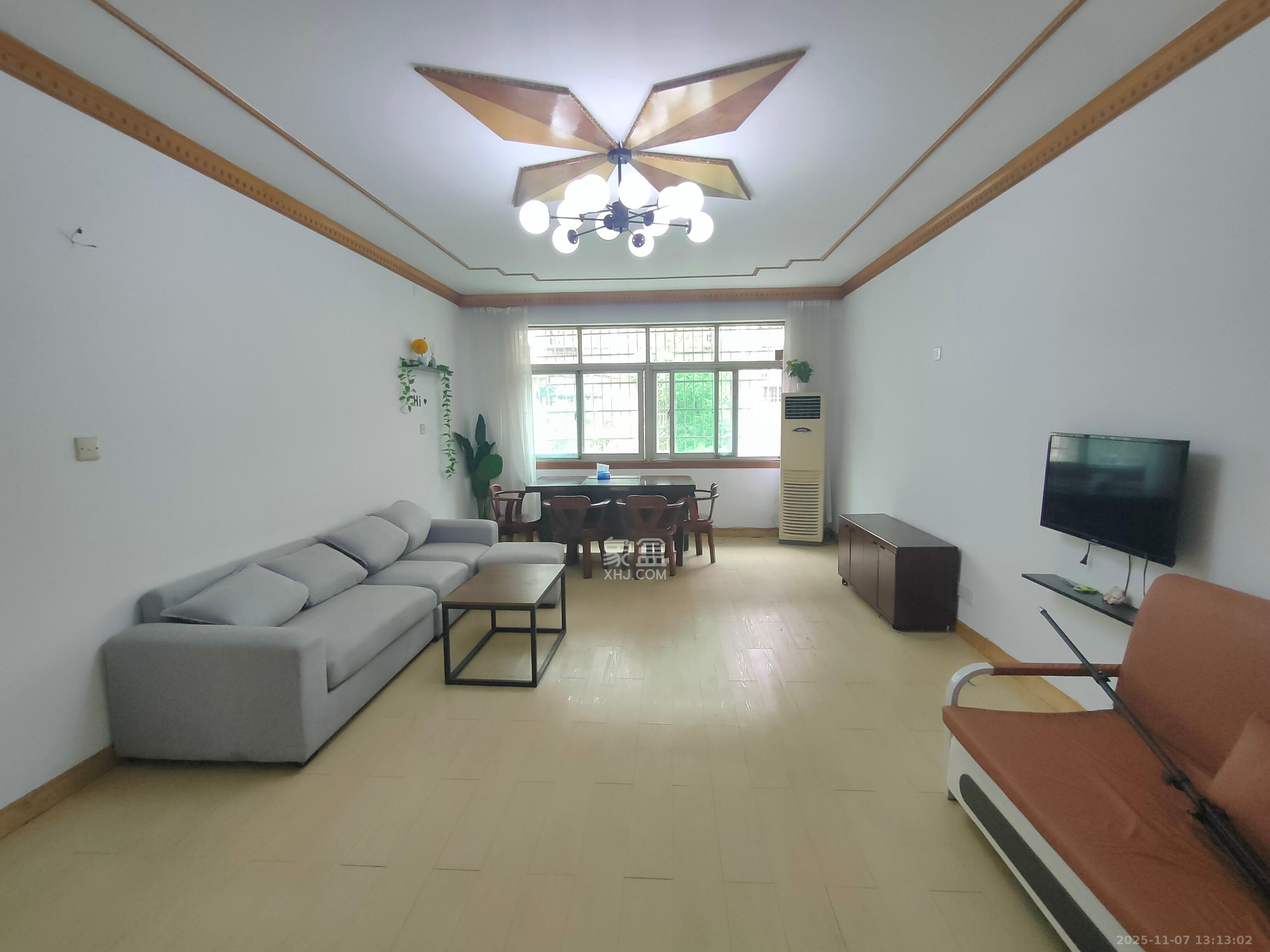 轻化公司宿舍向东南6号（产权南湖路46号）  2室2厅1卫    2000.0元/月室内图