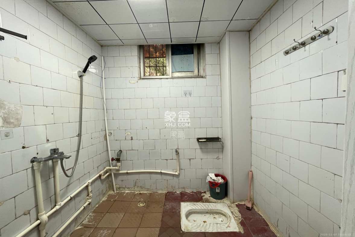 湘银公寓 2室2厅1卫 1500.0元/月 湘银公寓 2室2厅1卫 1500.0元/月室内图