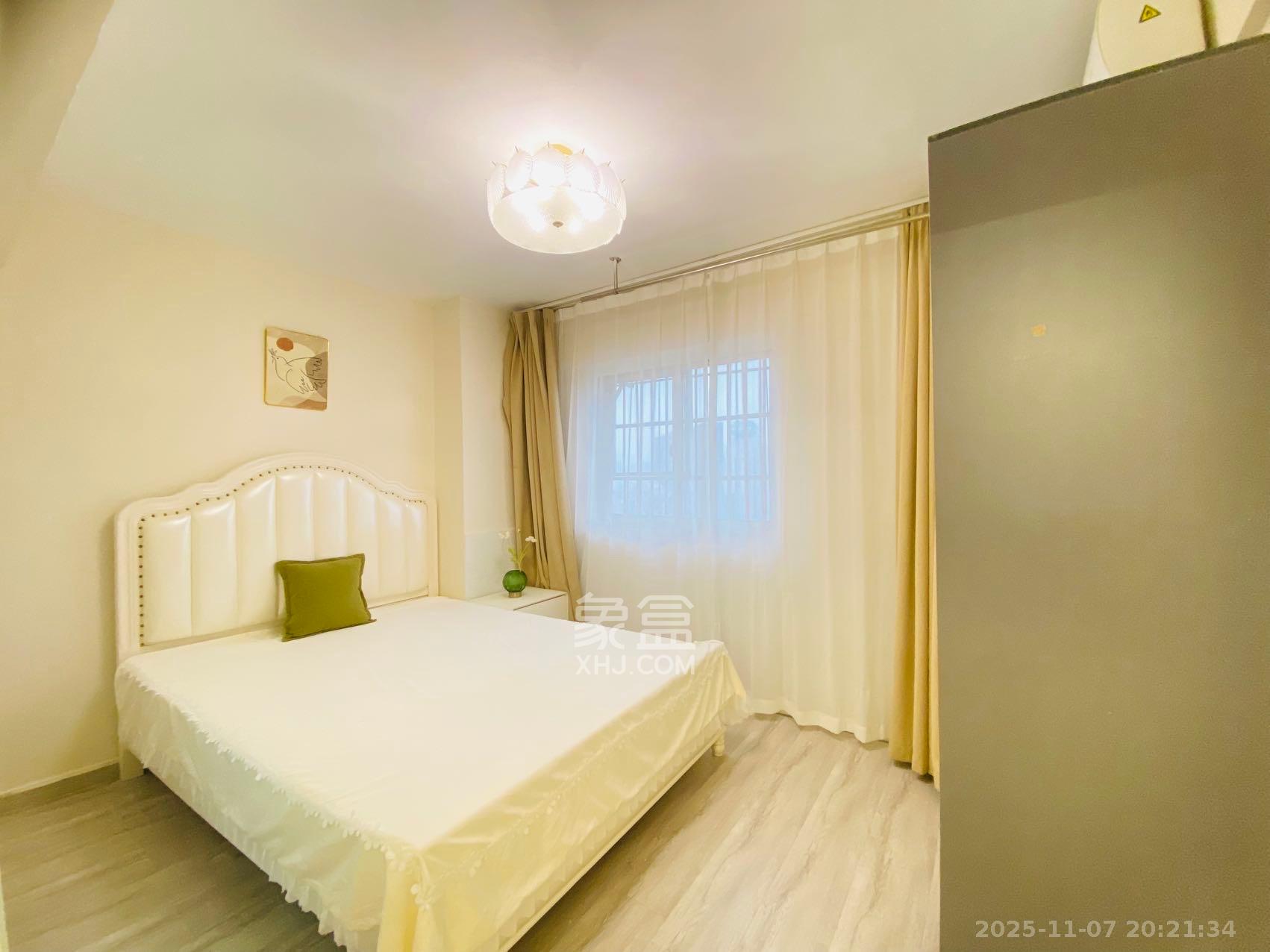 宏景名厦  1室2厅2卫    3580.0元/月室内图