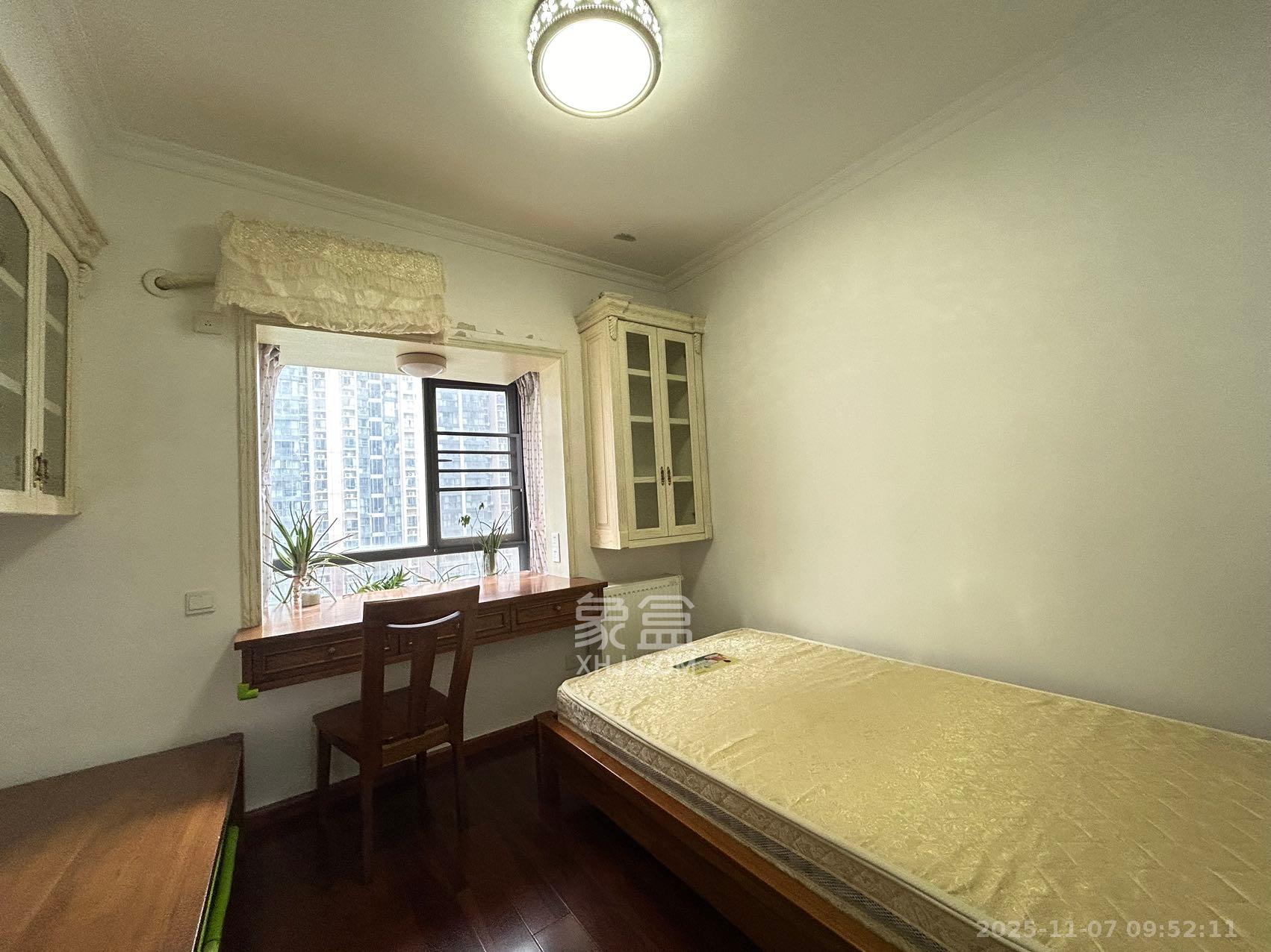 钱隆首府(福晟御园)  2室1厅2卫    3200.0元/月室内图