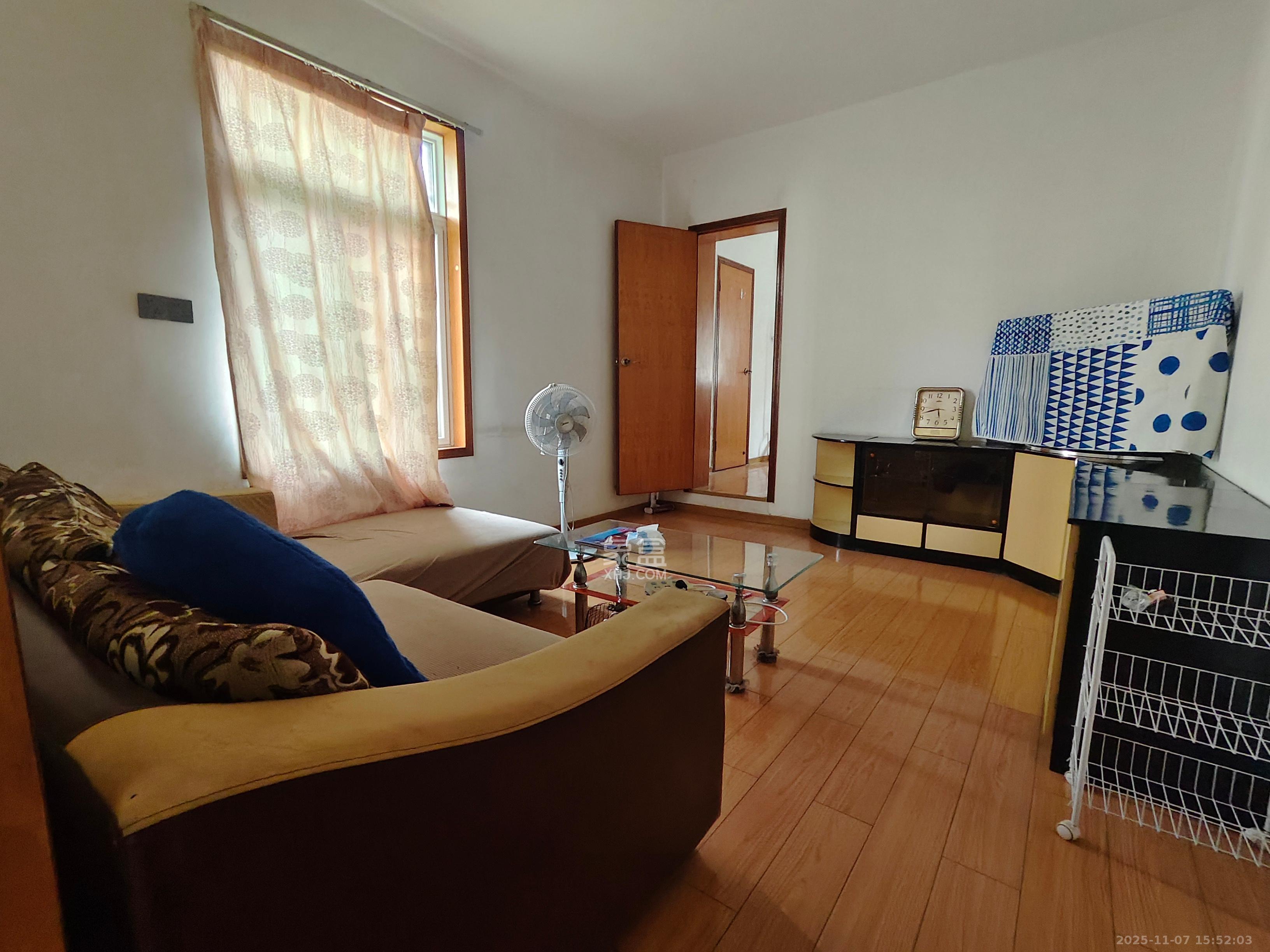 牛角塘社区 2室1厅1卫 1800.0元/月 牛角塘社区 2室1厅1卫 1800.0元/月室内图