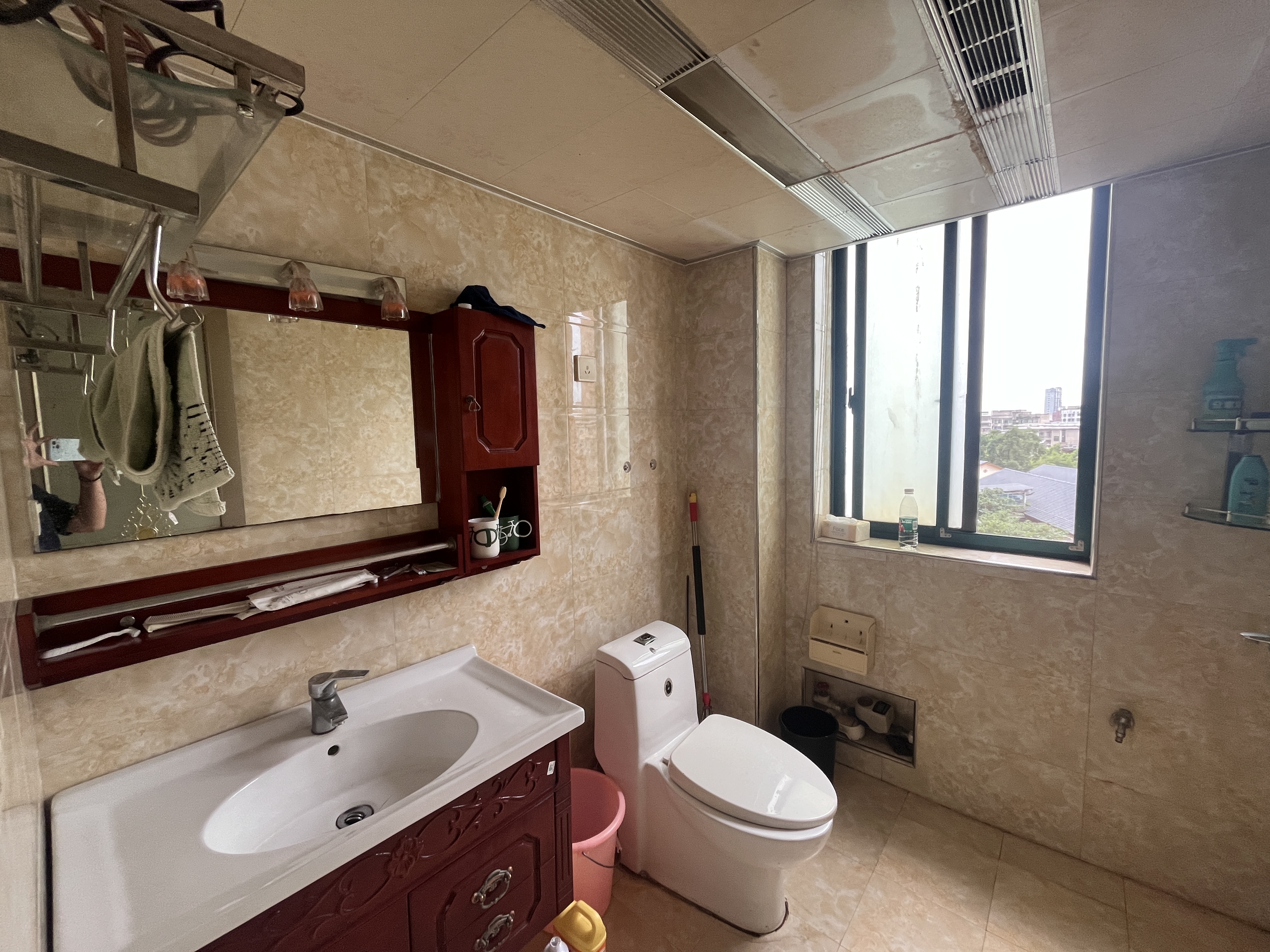 桃花里  2室1厅1卫    1280.0元/月室内图