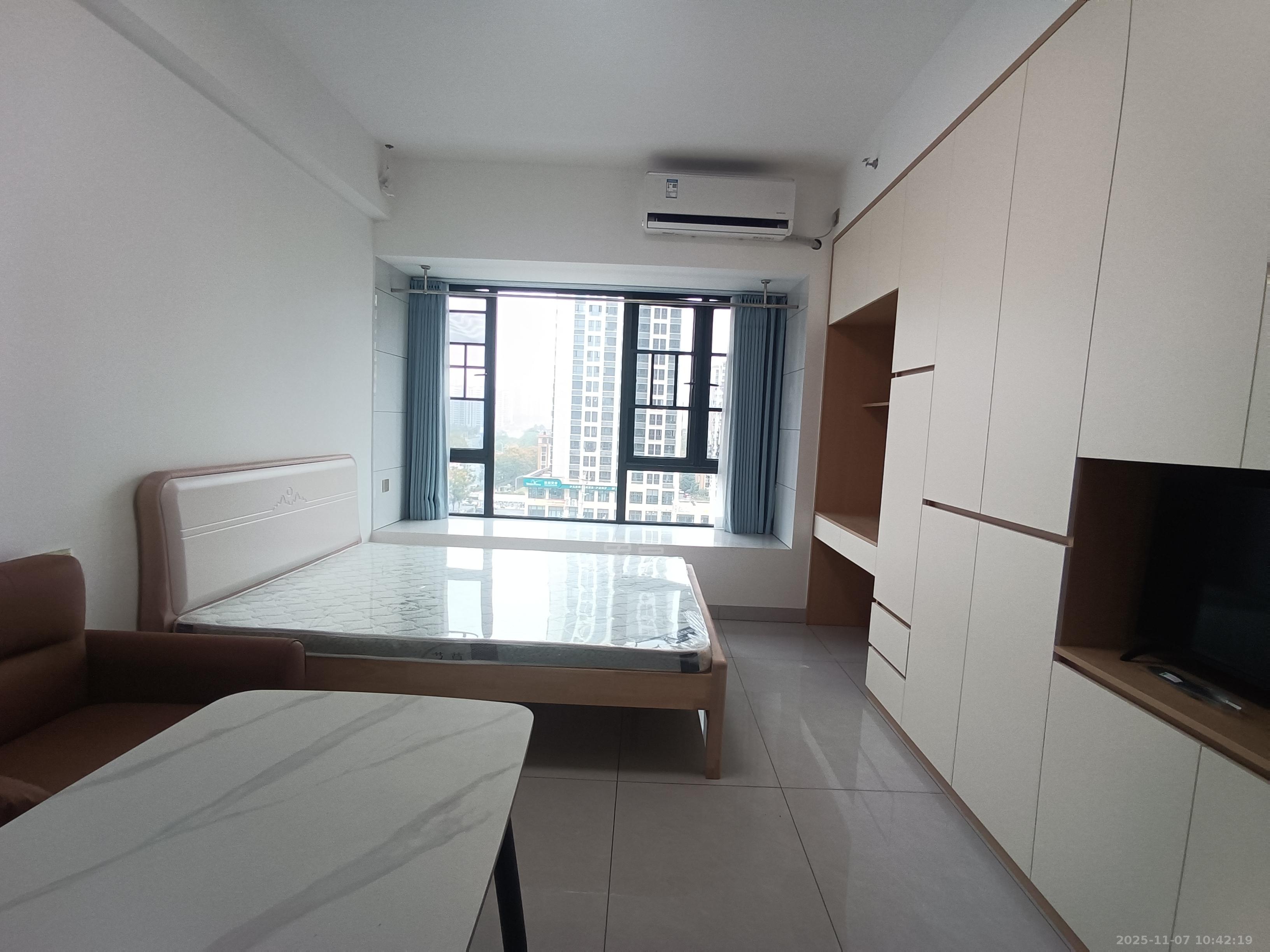 株洲恒大悦珑台 1室1厅1卫 1300.0元/月 株洲恒大悦珑台 1室1厅1卫 1300.0元/月室内图