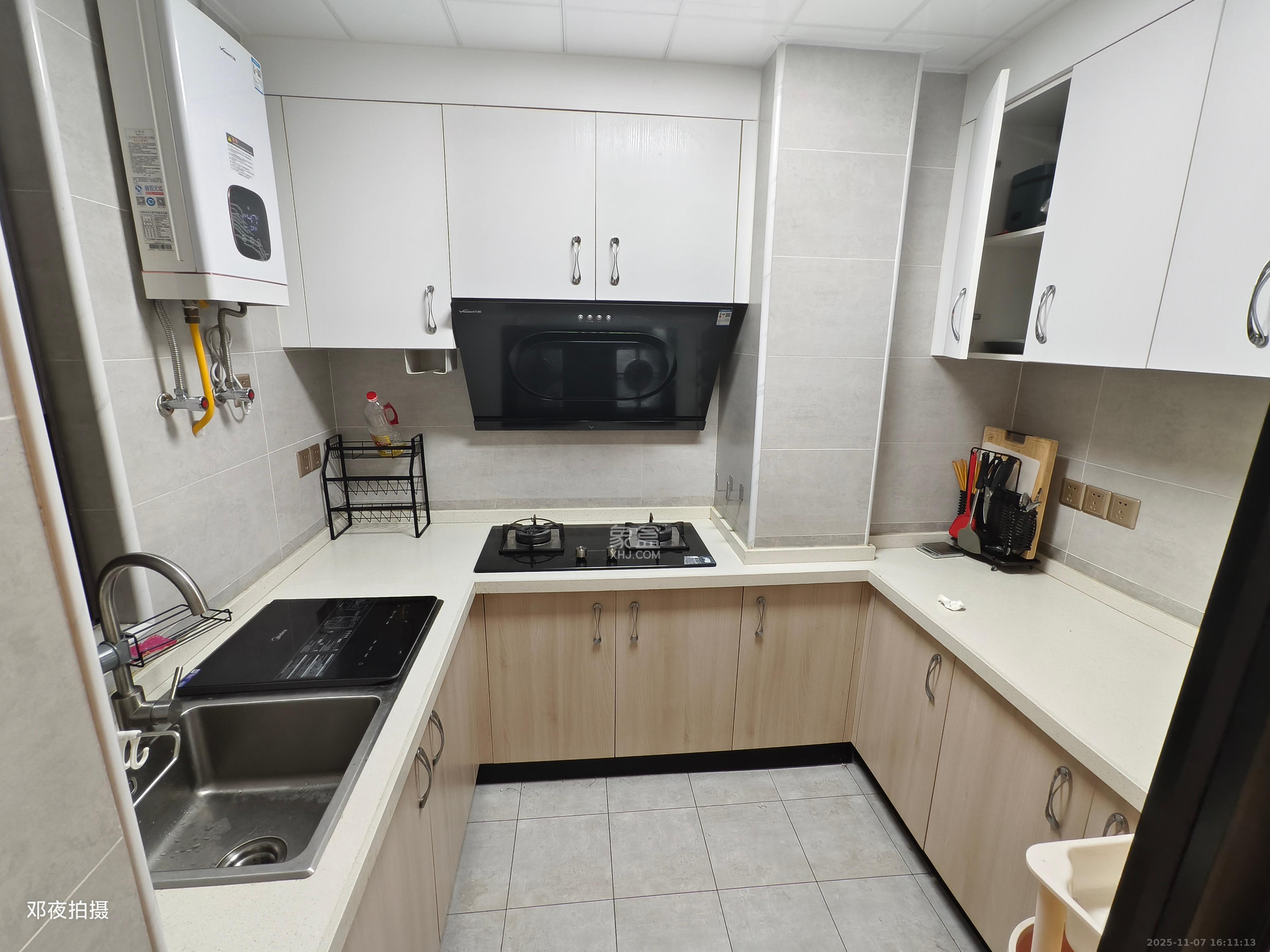 北辰中央公园C区 2室2厅1卫 2200.0元/月 北辰中央公园C区 2室2厅1卫 2200.0元/月室内图