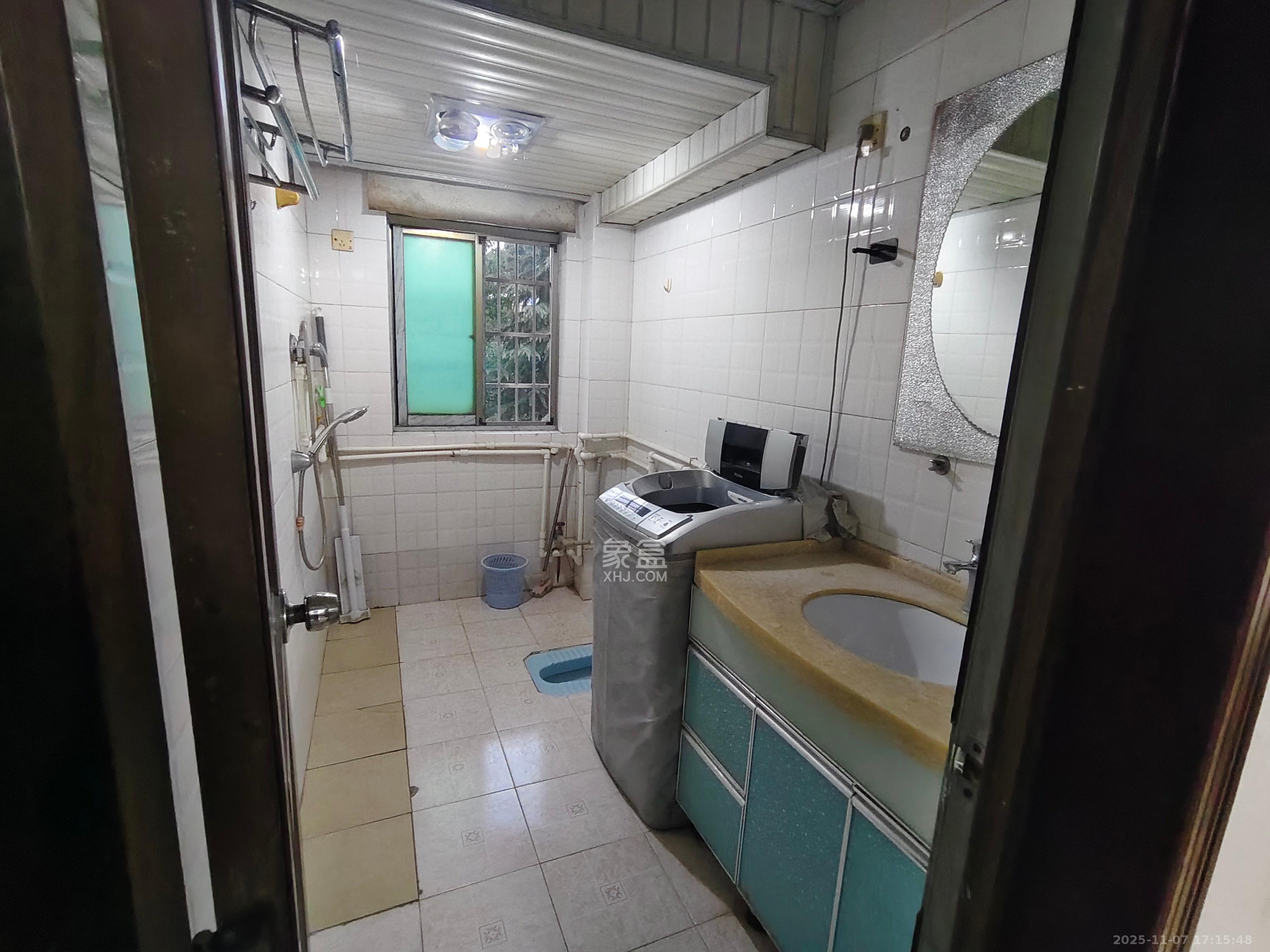 阳明山庄 3室2厅1卫 2000.0元/月 阳明山庄 3室2厅1卫 2000.0元/月室内图